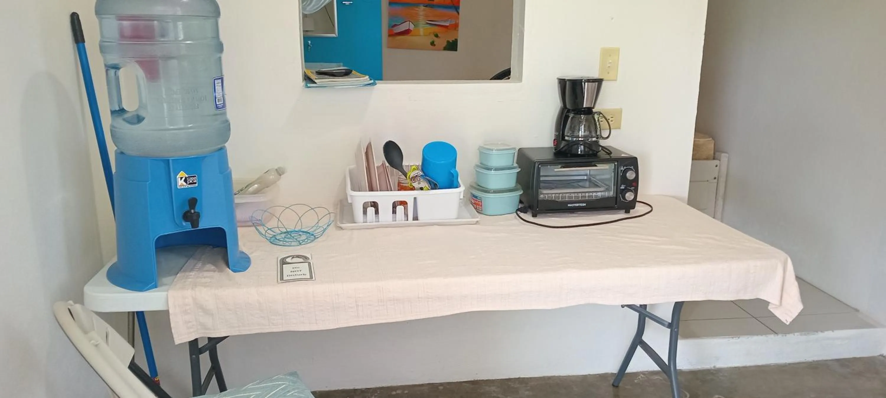 Dining area in Hacienda Tropical Guest House