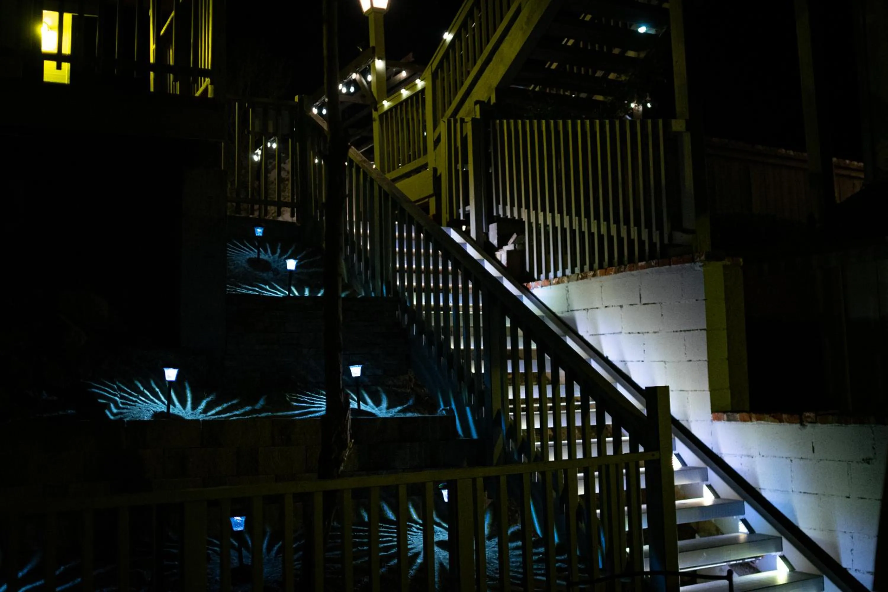 Night in Yosemite Gateway Motel