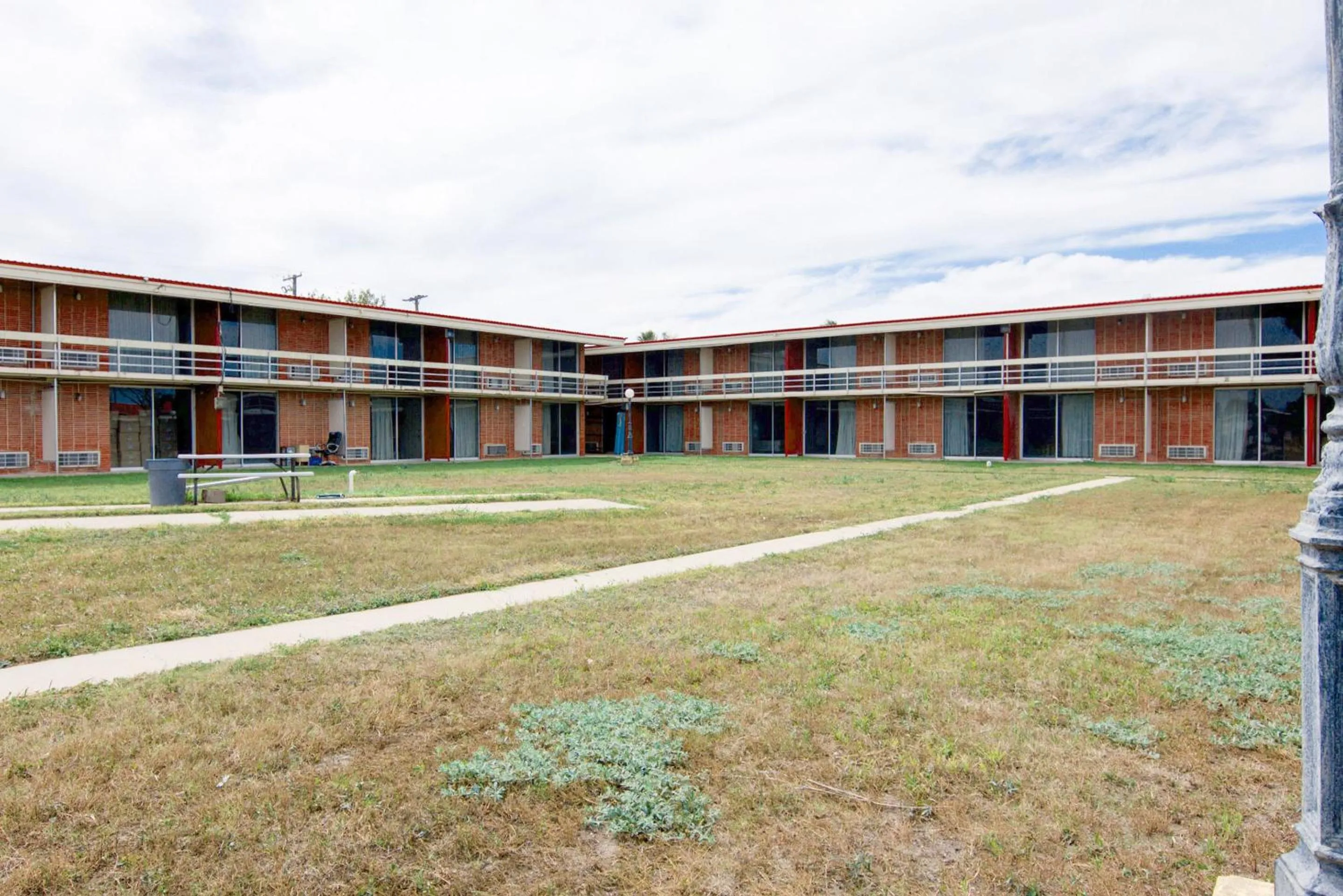 Facade/entrance in OYO Hotel Alice TX Hwy 281 West