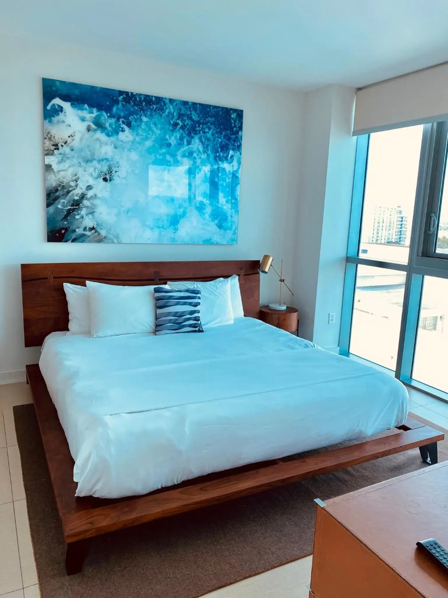 Deluxe One-Bedroom Suite with Partial Ocean View - single occupancy in Monte Carlo by Miami Ambassadors Deluxe One-Bedroom Suite with Partial Ocean View - single occupancy in Monte Carlo by Miami Ambassadors
