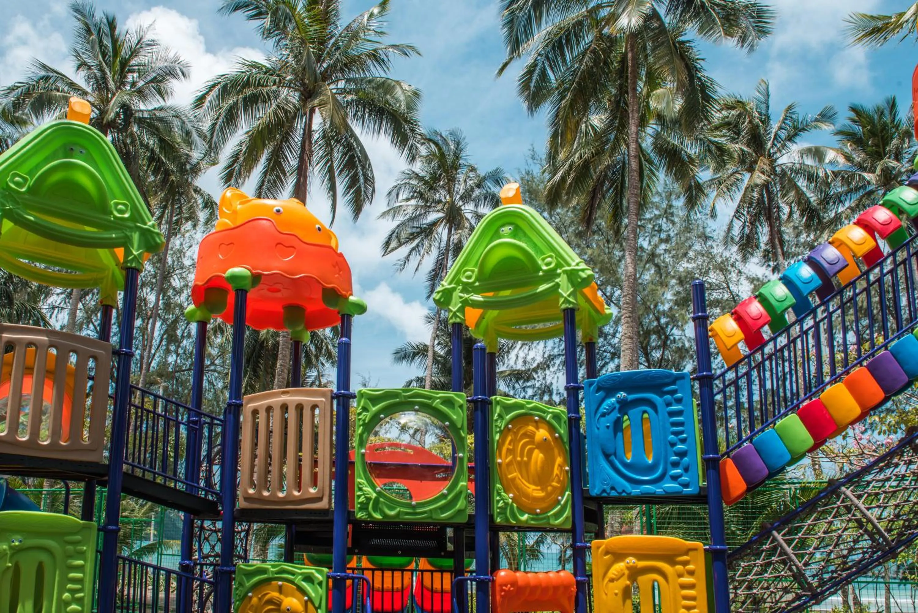 Property building in Bird Nest Villas by Mafiya