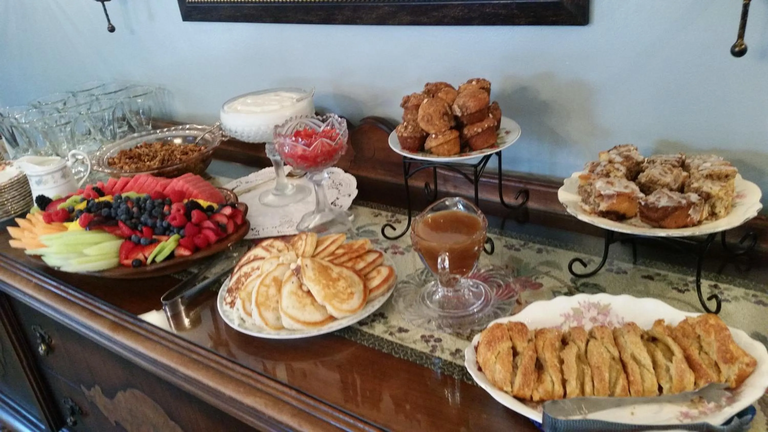 Buffet breakfast in The Parks Inn