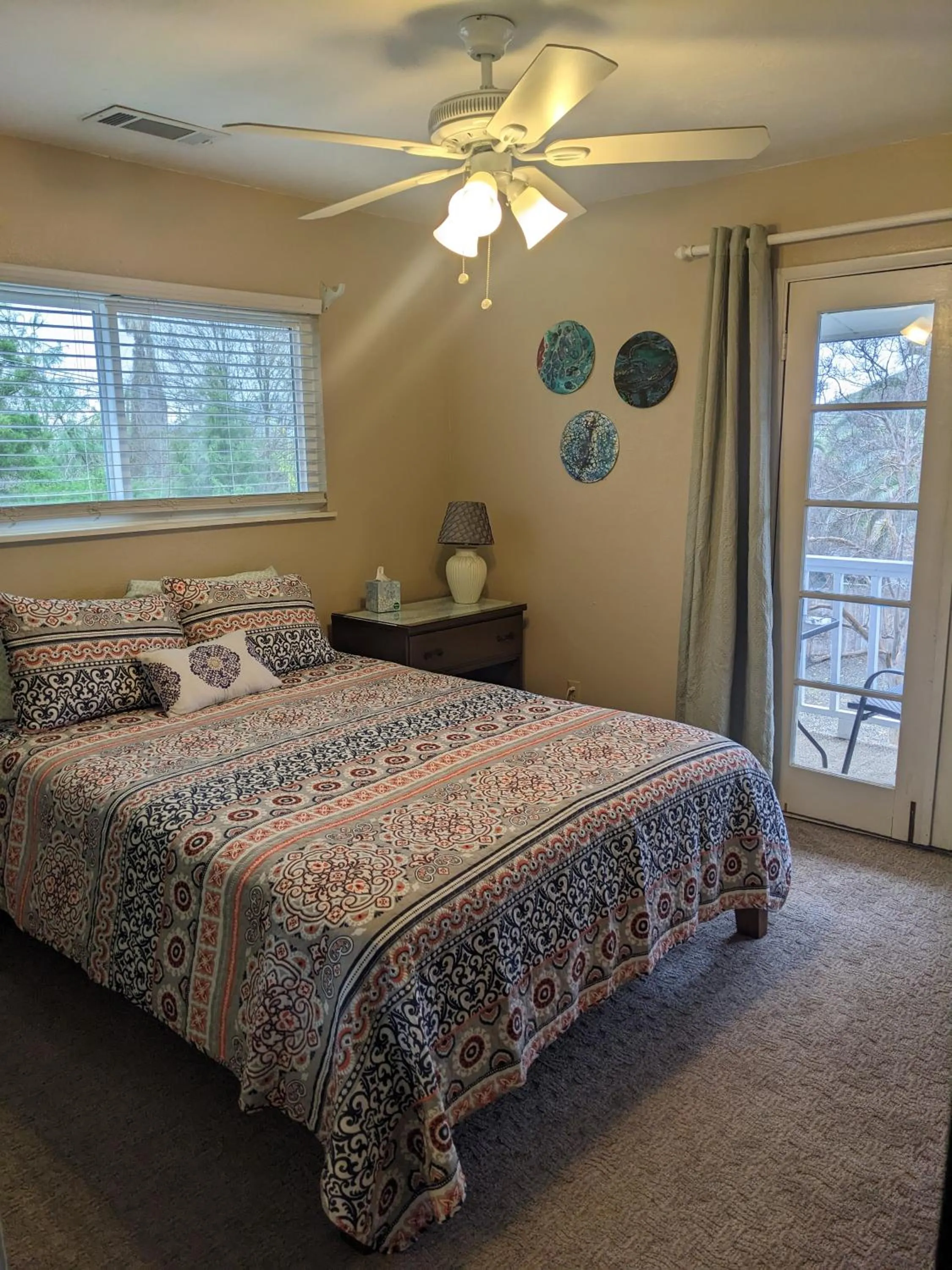 Bedroom, Bed in The Parks Inn