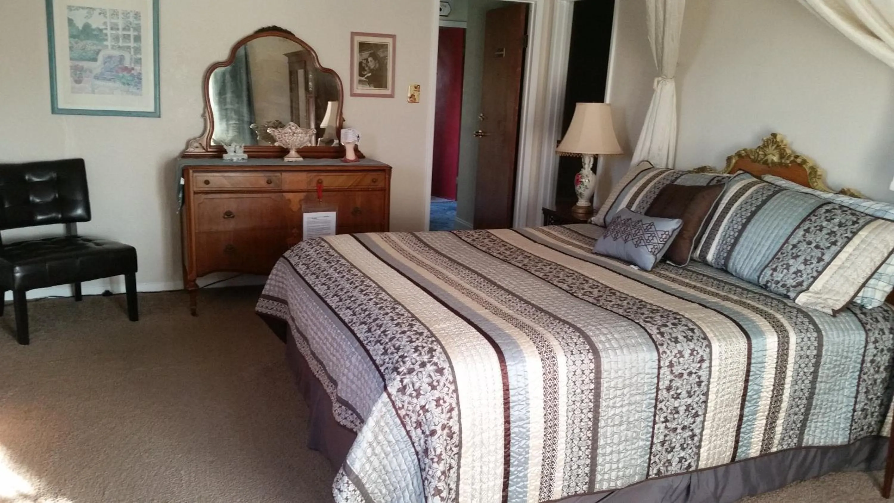 Bedroom, Bed in The Parks Inn