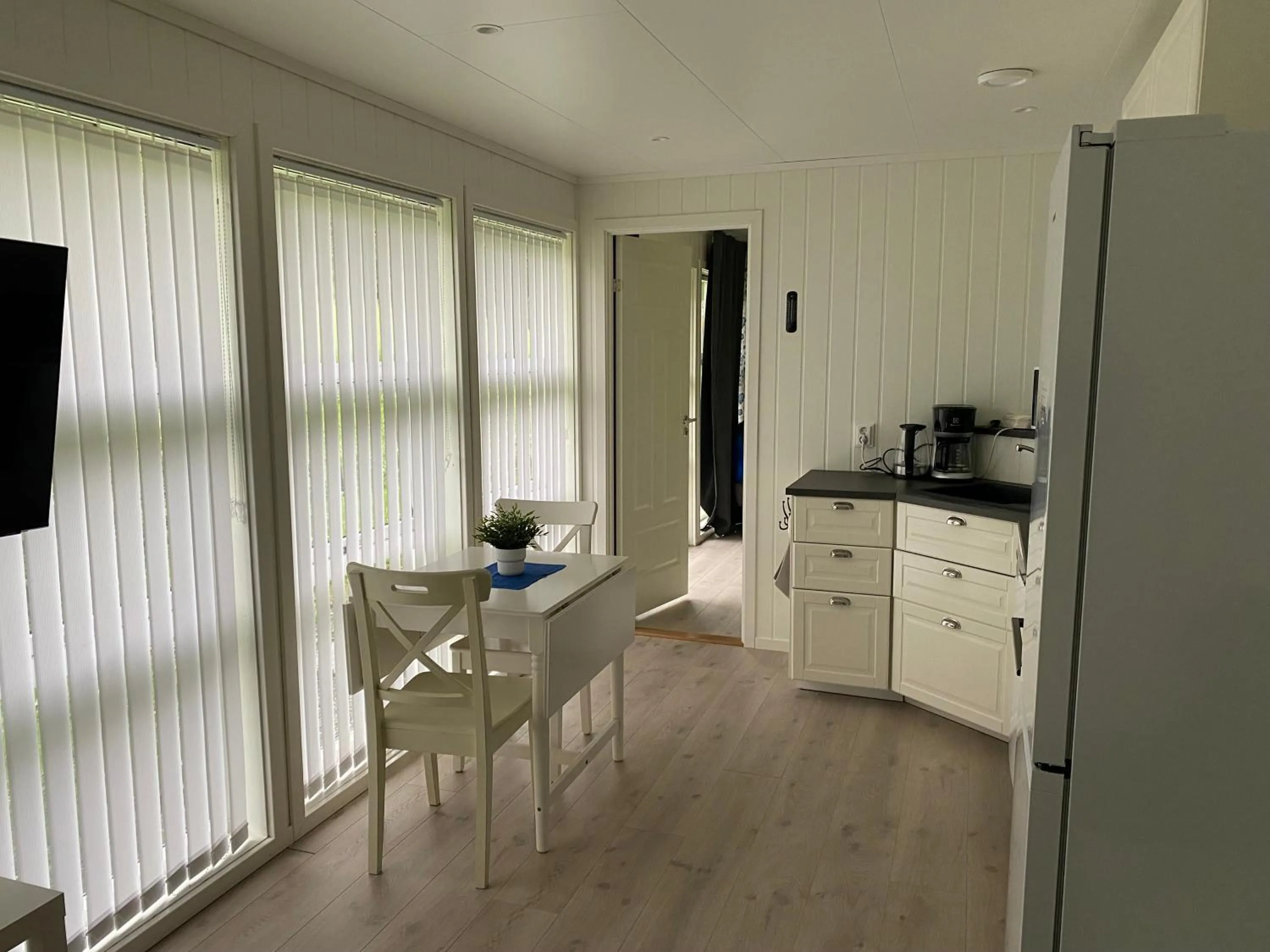 TV and multimedia in Rosendal Apartments Motellet