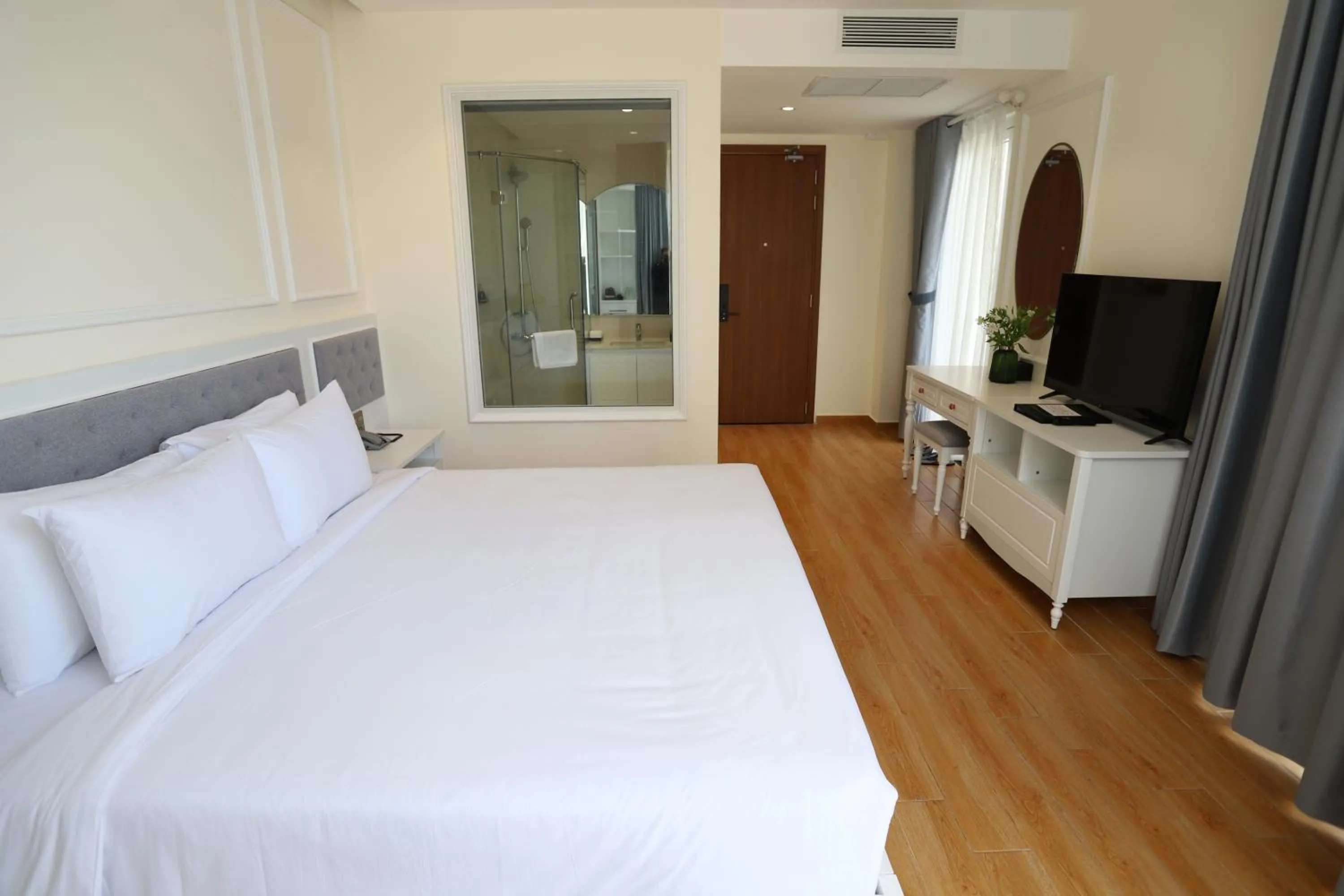 Photo of the whole room, Bed in Le Marais Hotel Dalat