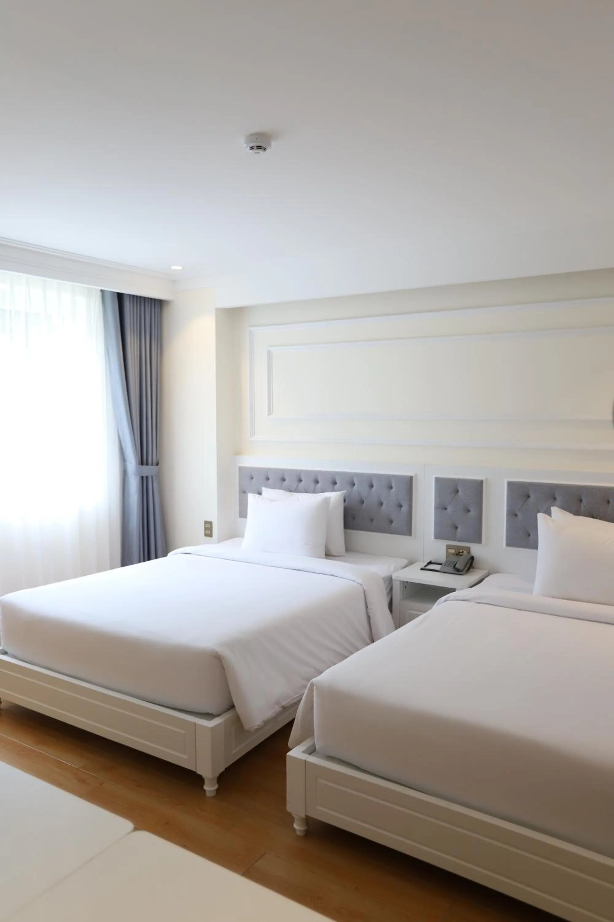 Bed in Le Marais Hotel Dalat