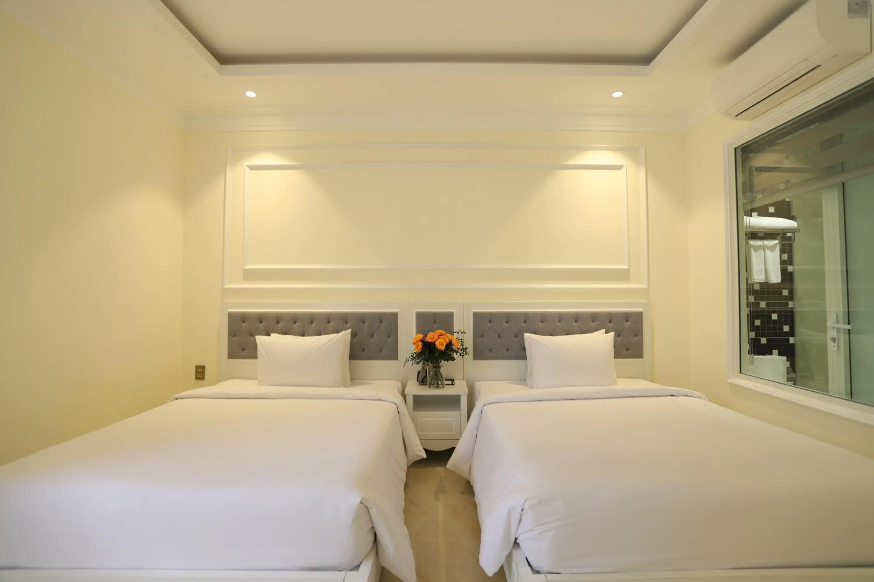 Bed in Le Marais Hotel Dalat