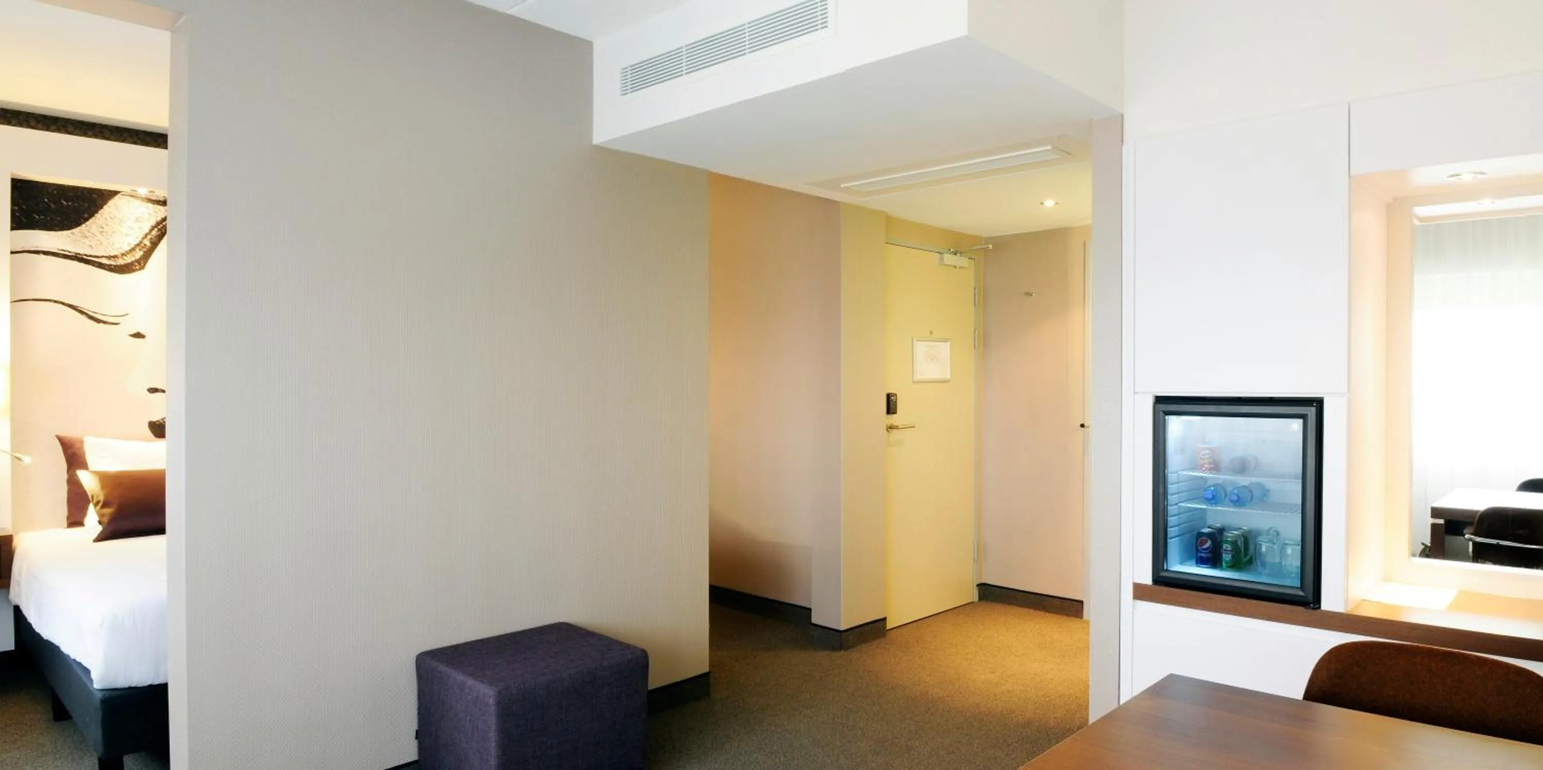 Photo of the whole room, Bed in Leonardo Hotel Papendrecht