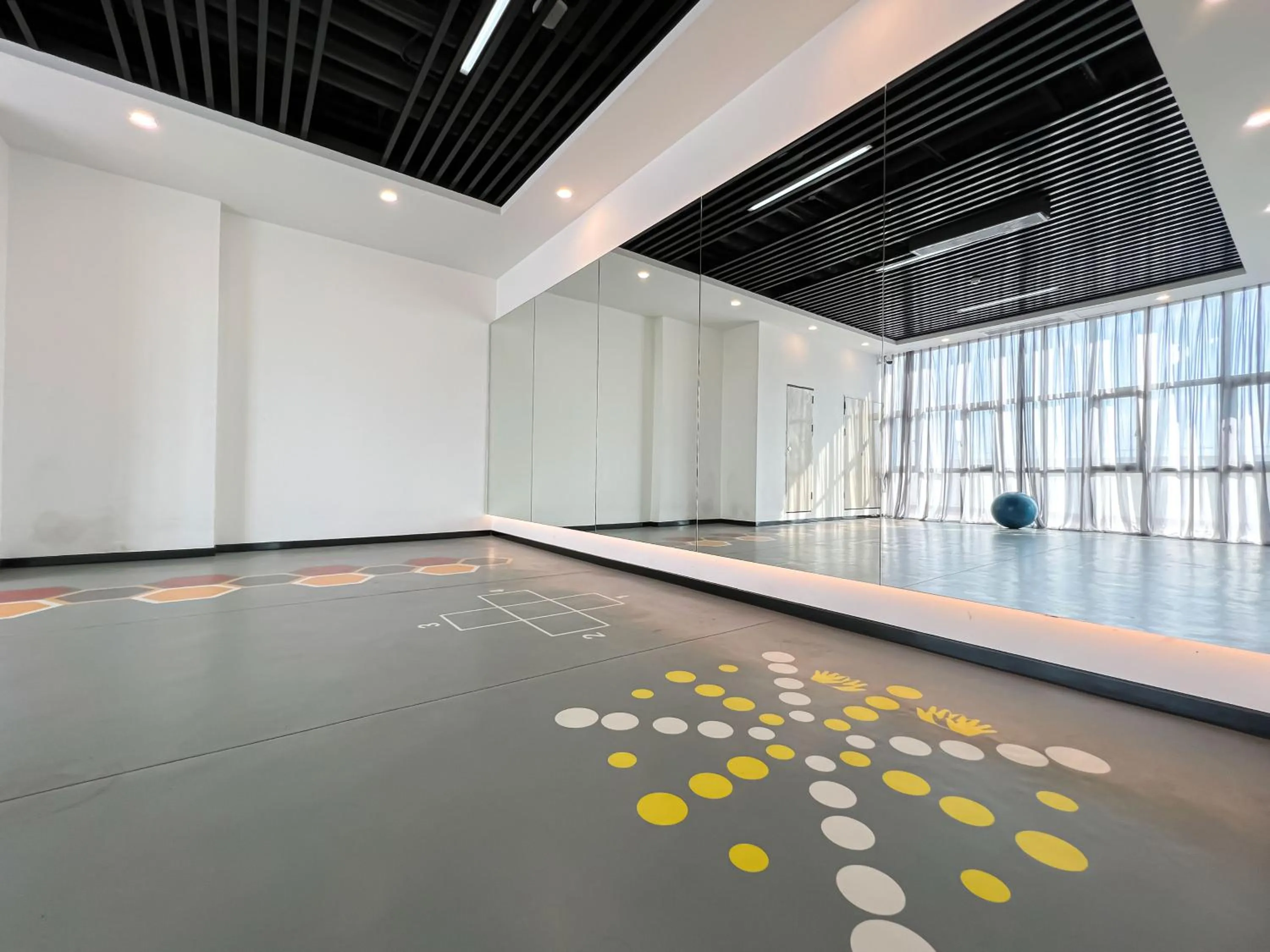 Fitness centre/facilities in Landmark Vientiane Life Center