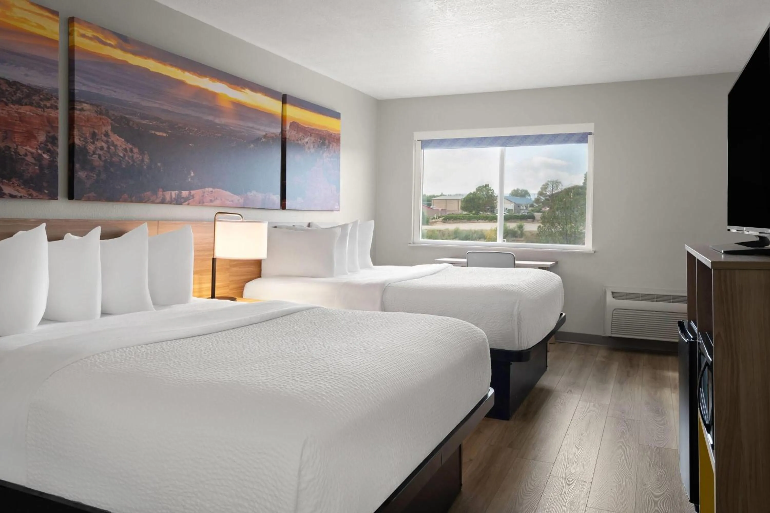 Photo of the whole room, Bed in Days Inn by Wyndham Las Vegas