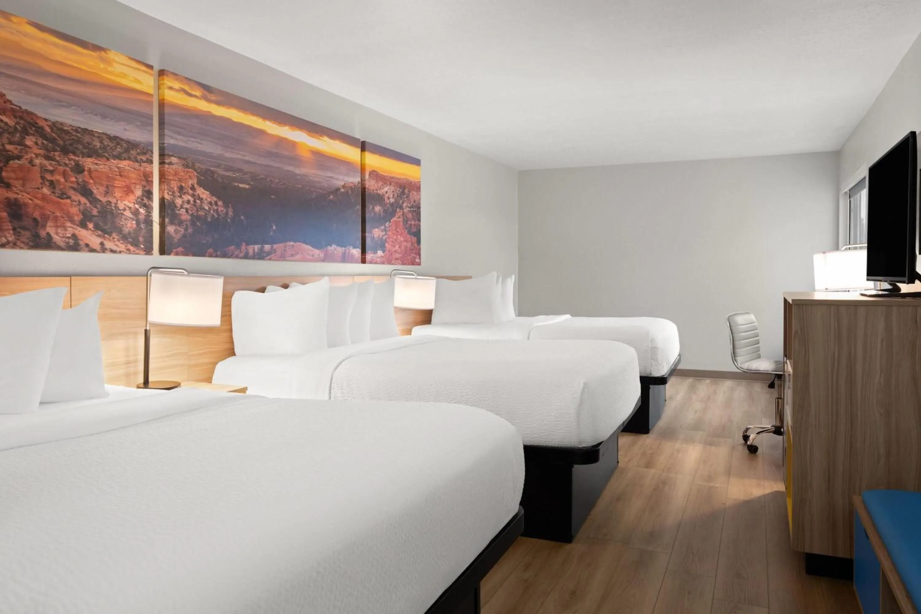 Photo of the whole room, Bed in Days Inn by Wyndham Las Vegas