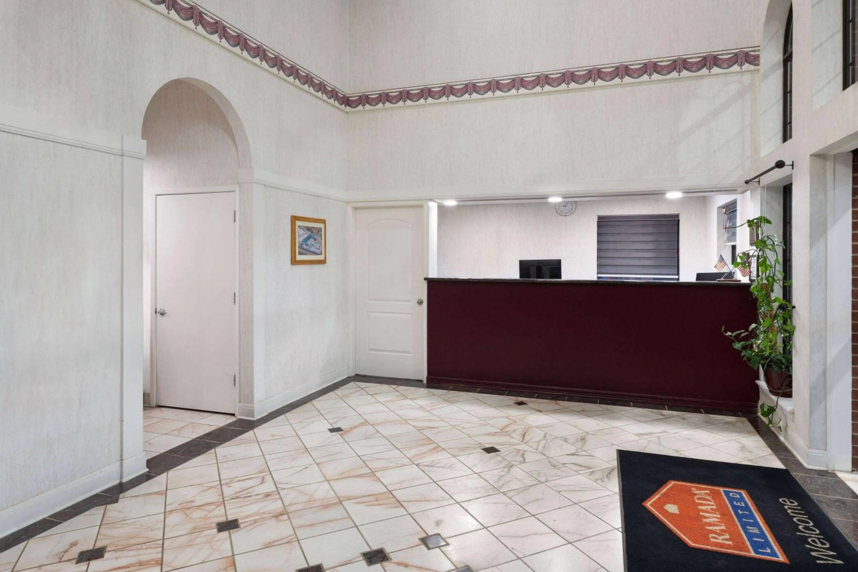 Lobby or reception in Ramada Limited San Angelo
