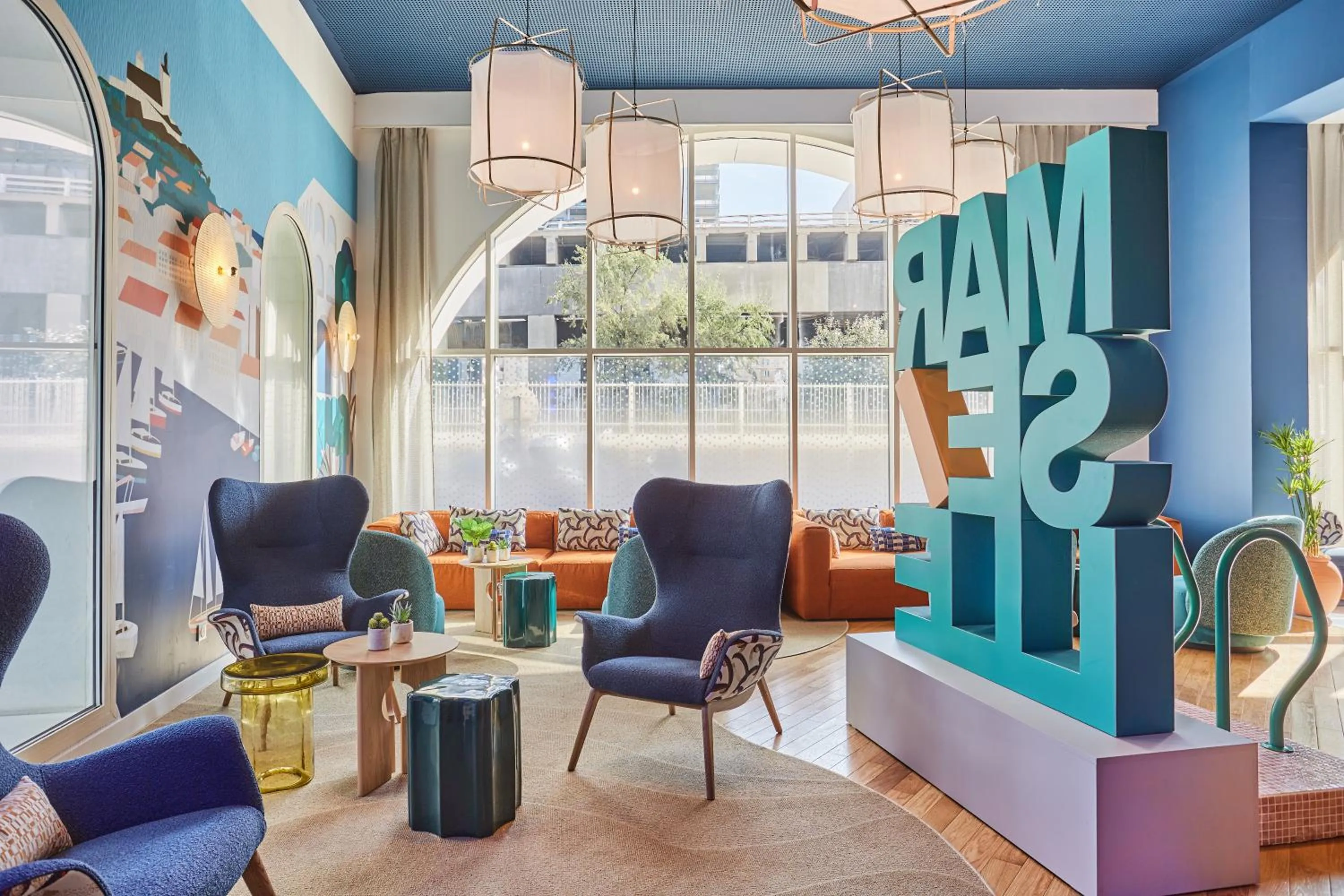 Living room in Appart Hotel Odalys City Marseille Centre Euromed