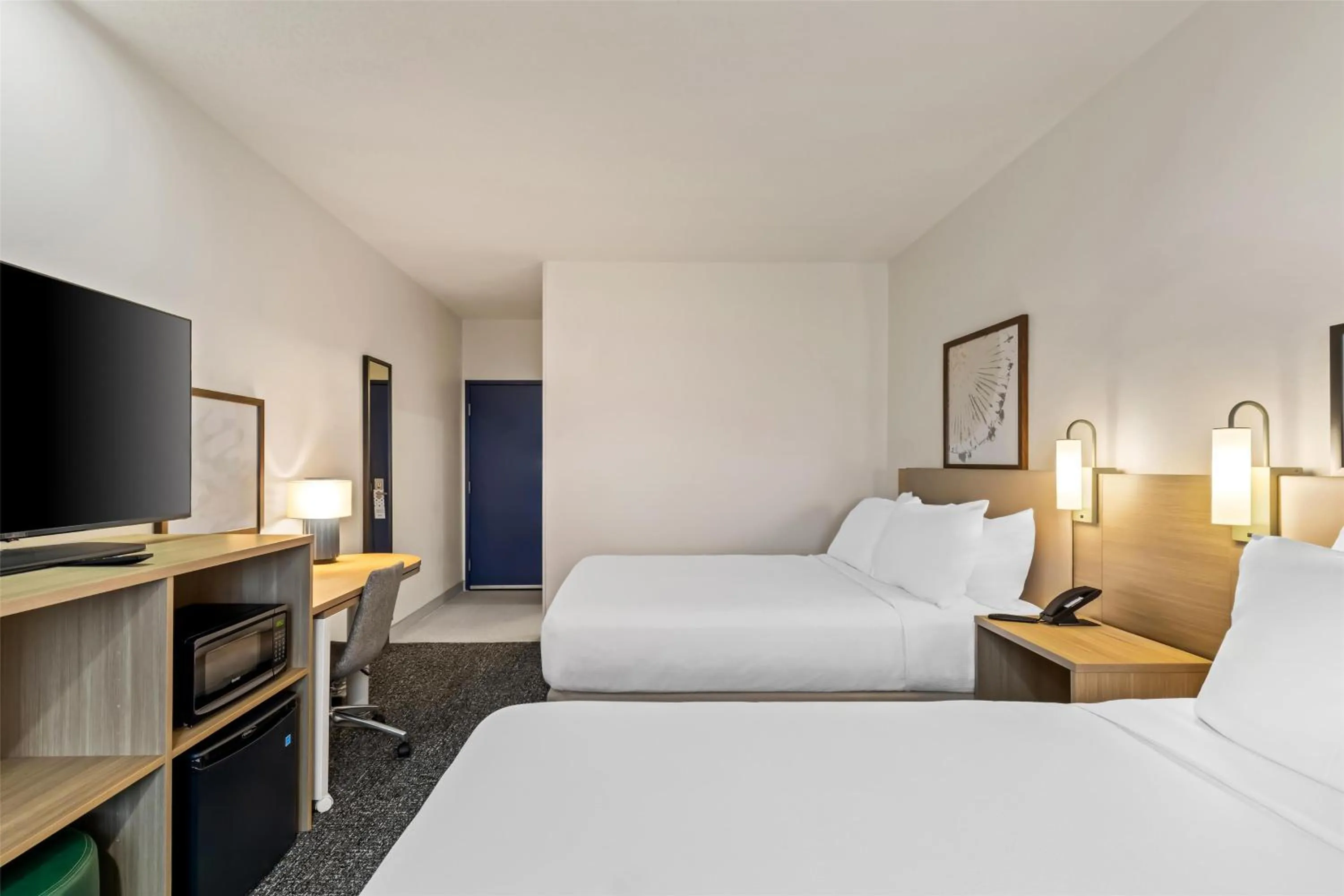 Bed in Spark by Hilton Wilkes Barre