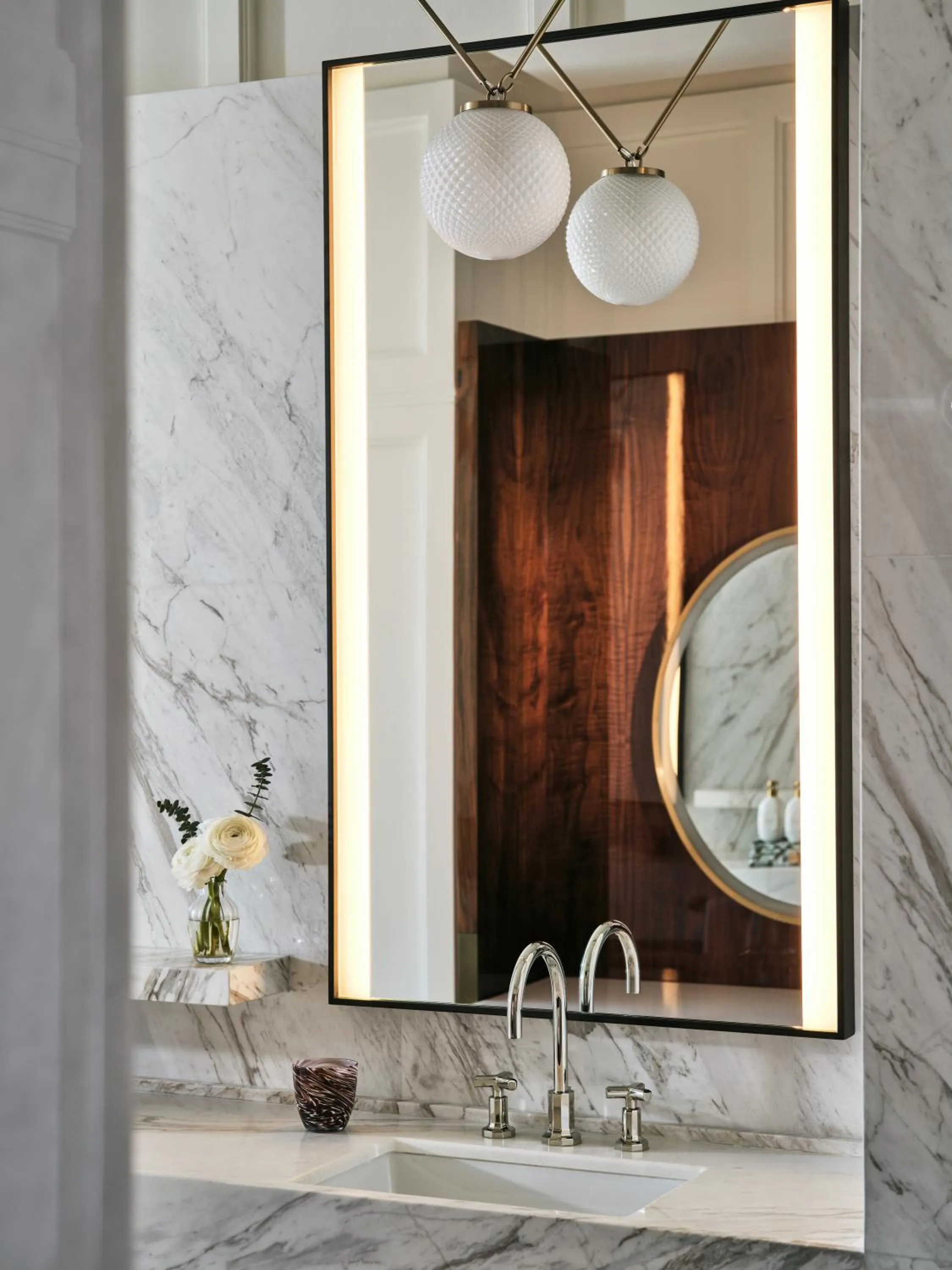 Bathroom in The Lana - Dorchester Collection