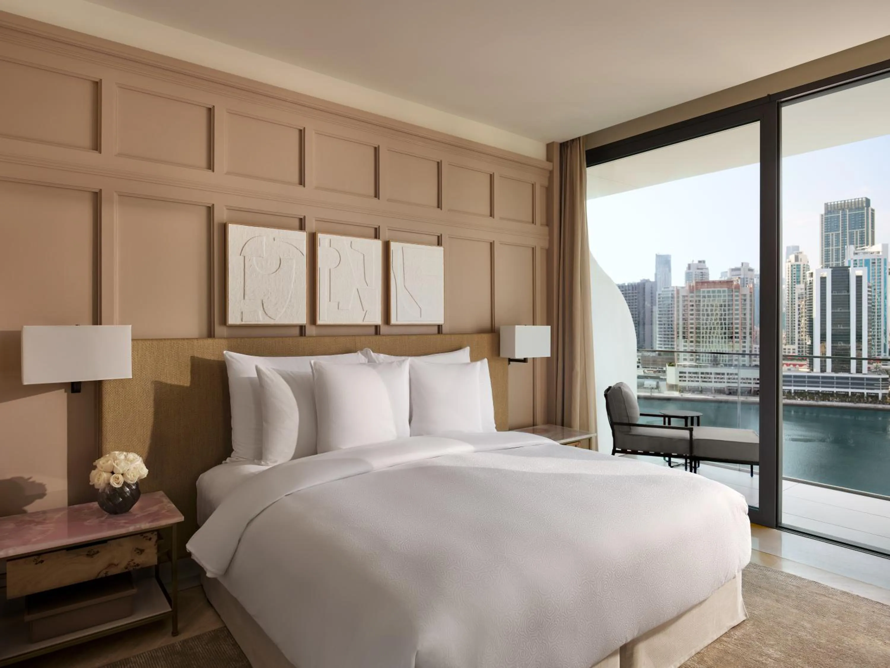 Bed in The Lana - Dorchester Collection