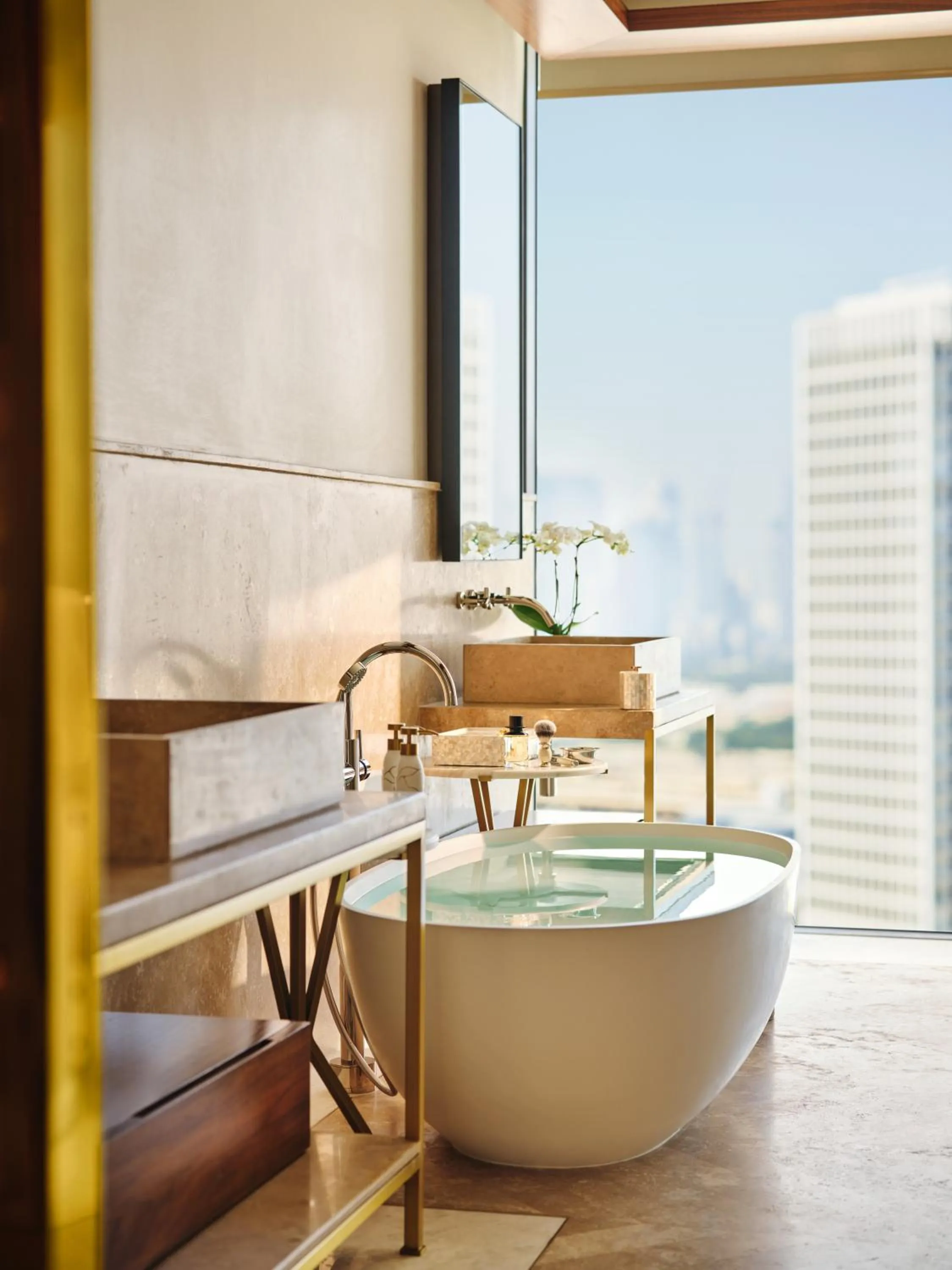 Bathroom in The Lana - Dorchester Collection