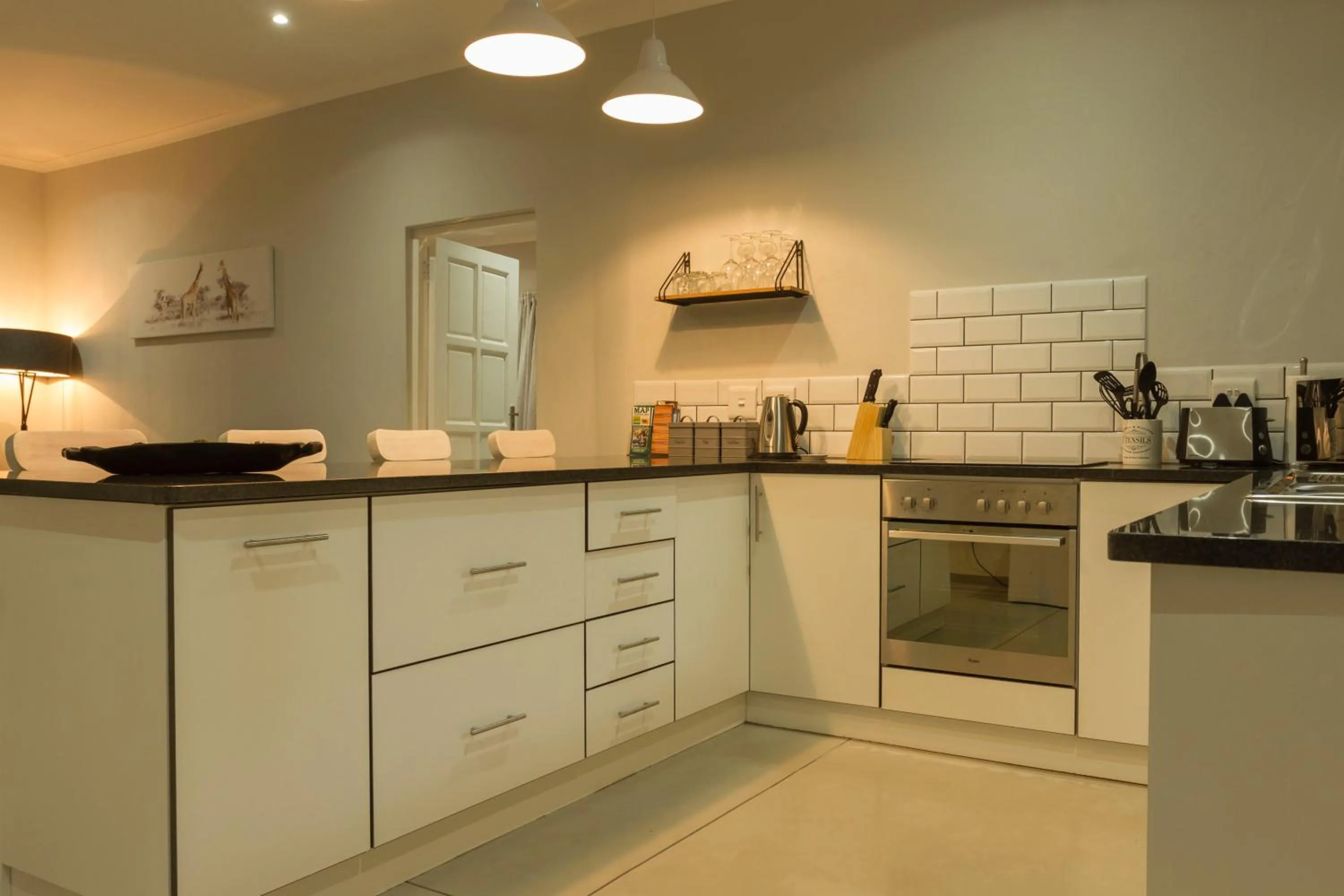 Coffee/tea facilities in Kingfisher Creek Safari Cottages