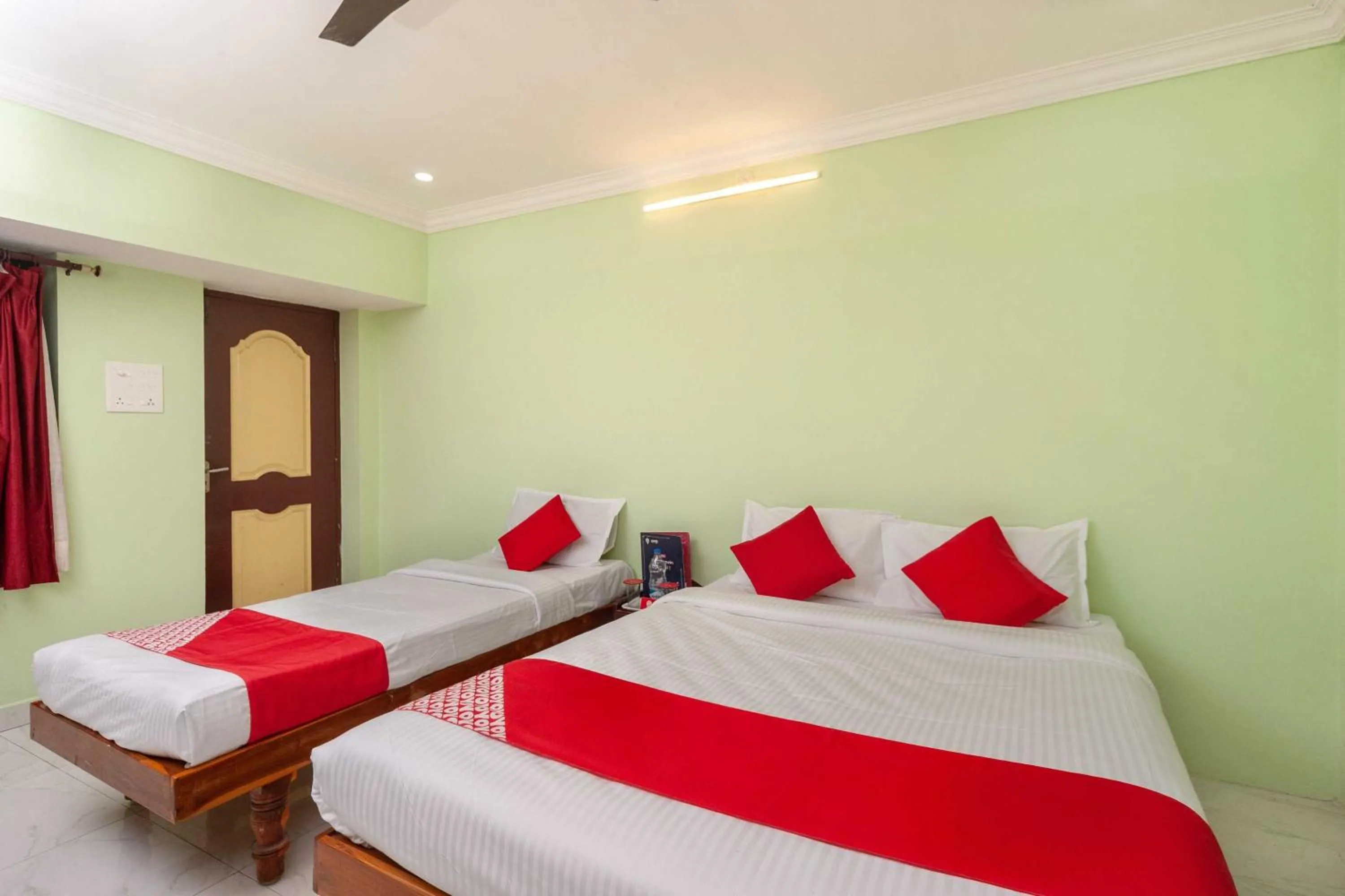 Bedroom, Bed in Hotel O Seabreeze Residency