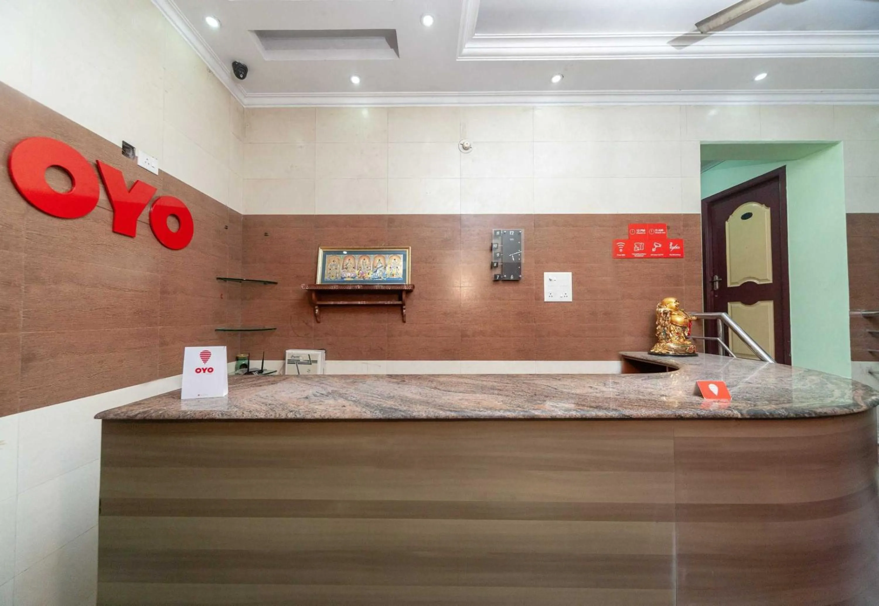 Lobby or reception in Hotel O Seabreeze Residency