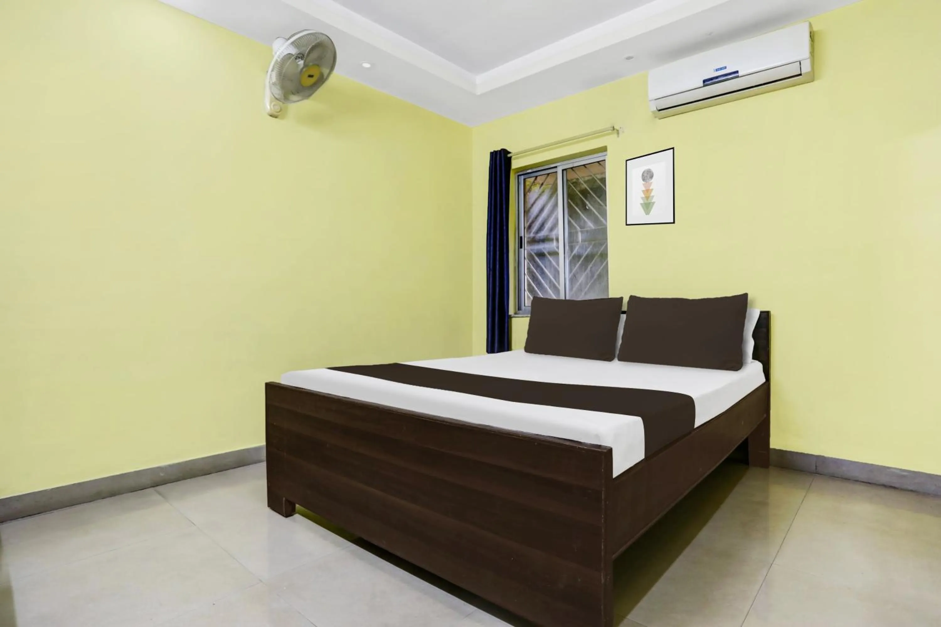 Bedroom, Bed in Hotel O Grand Occasion