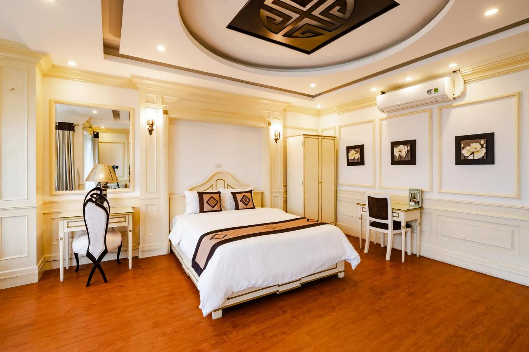 Bed in Wild Lotus Hotel Apartment 2