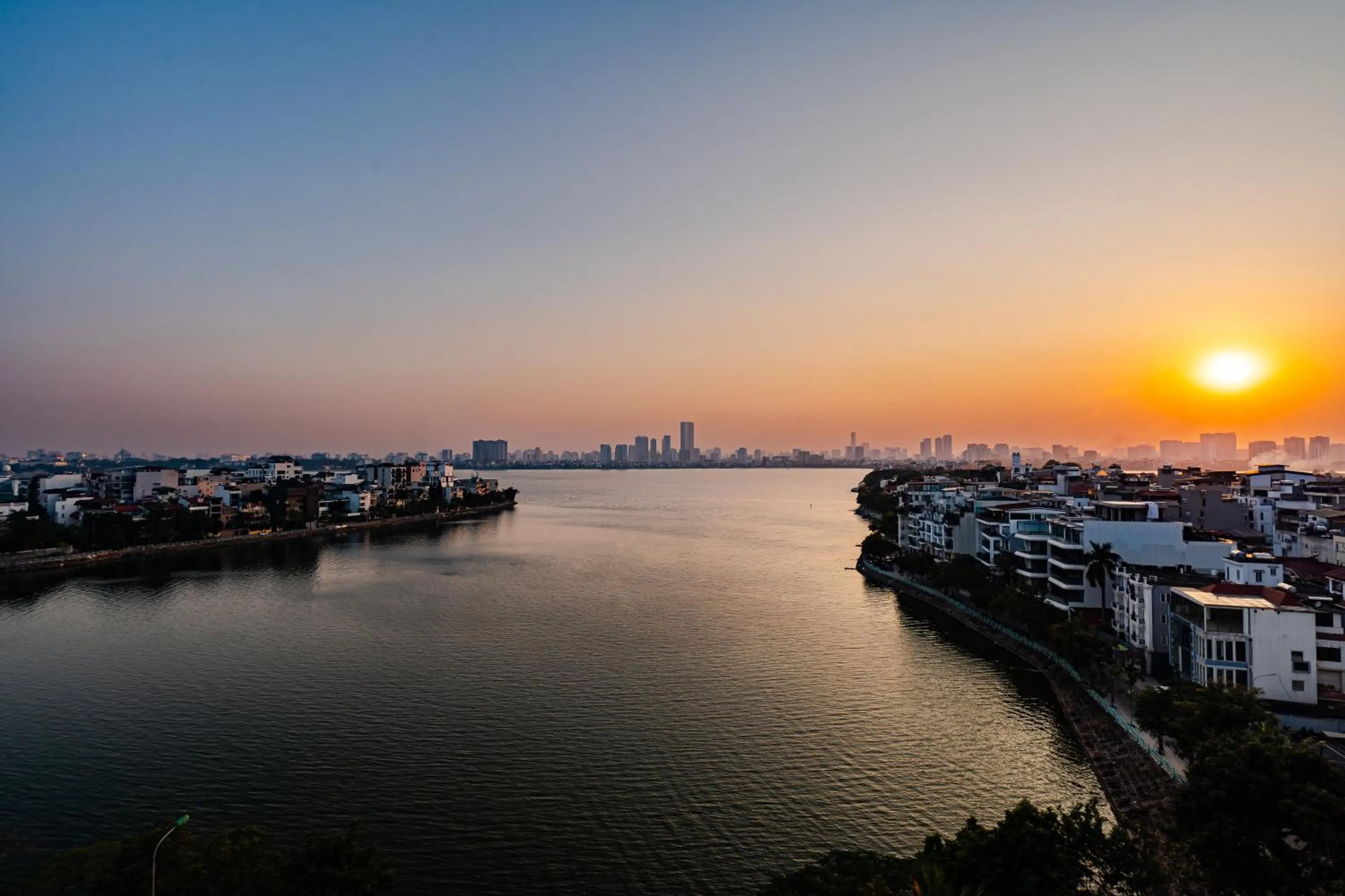 Lake view in Wild Lotus Hotel Apartment 2