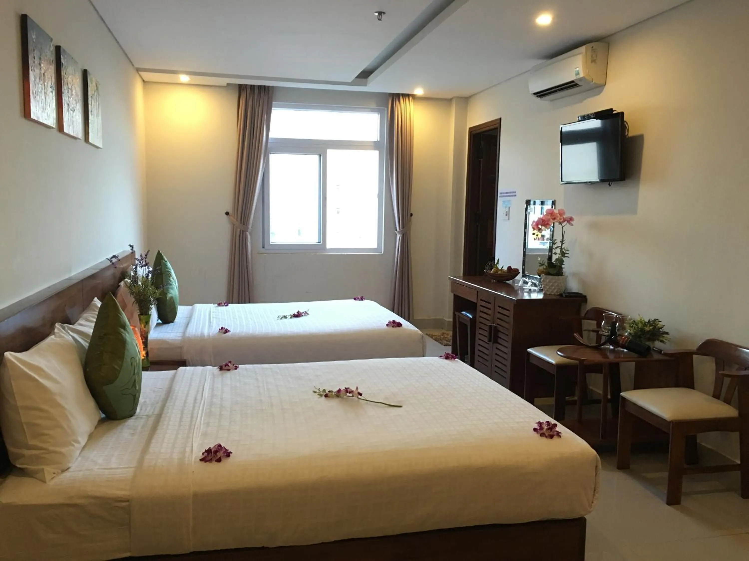 Bedroom, Bed in Kiên Cường 2 Hotel
