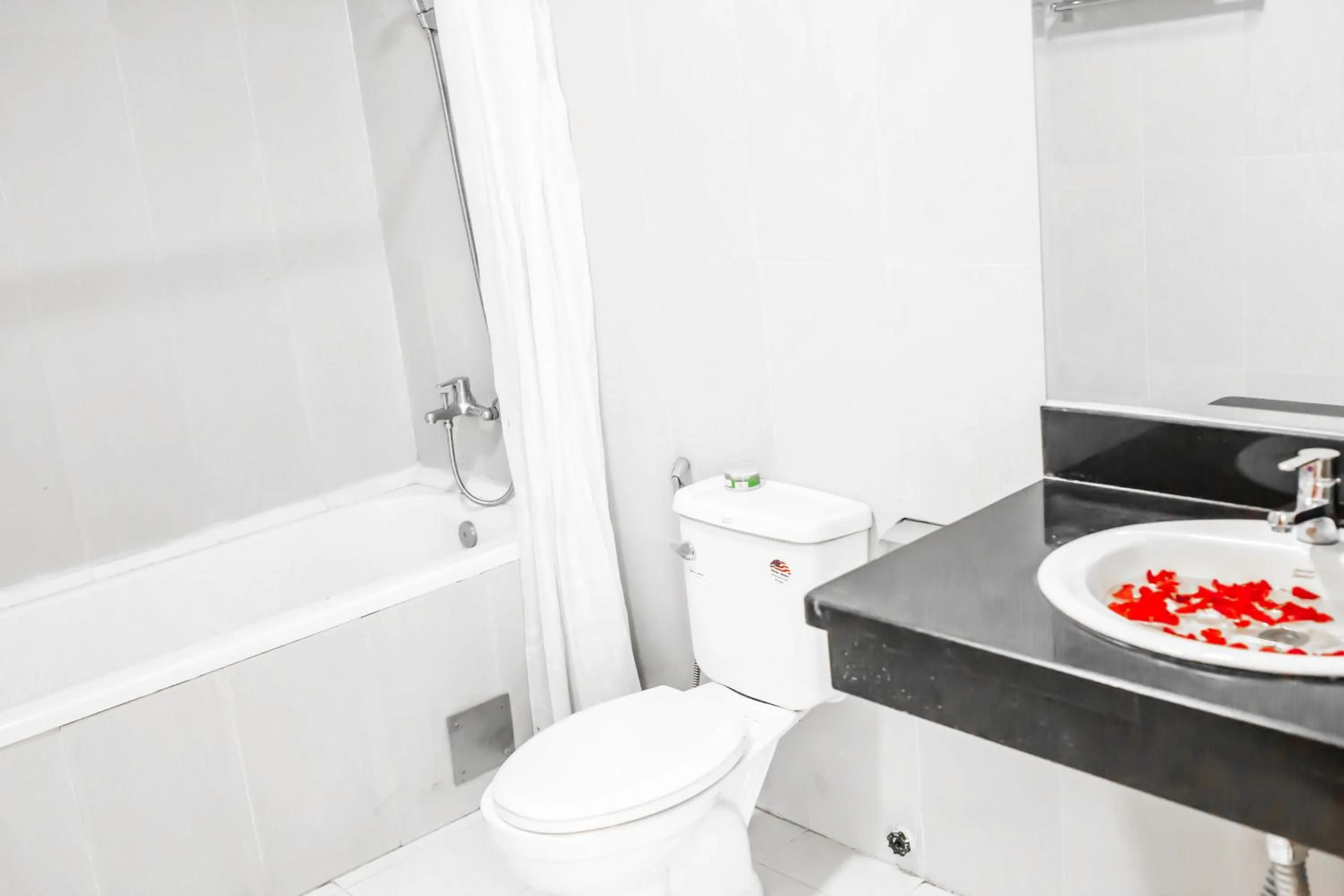 Bathroom in Kiên Cường 2 Hotel