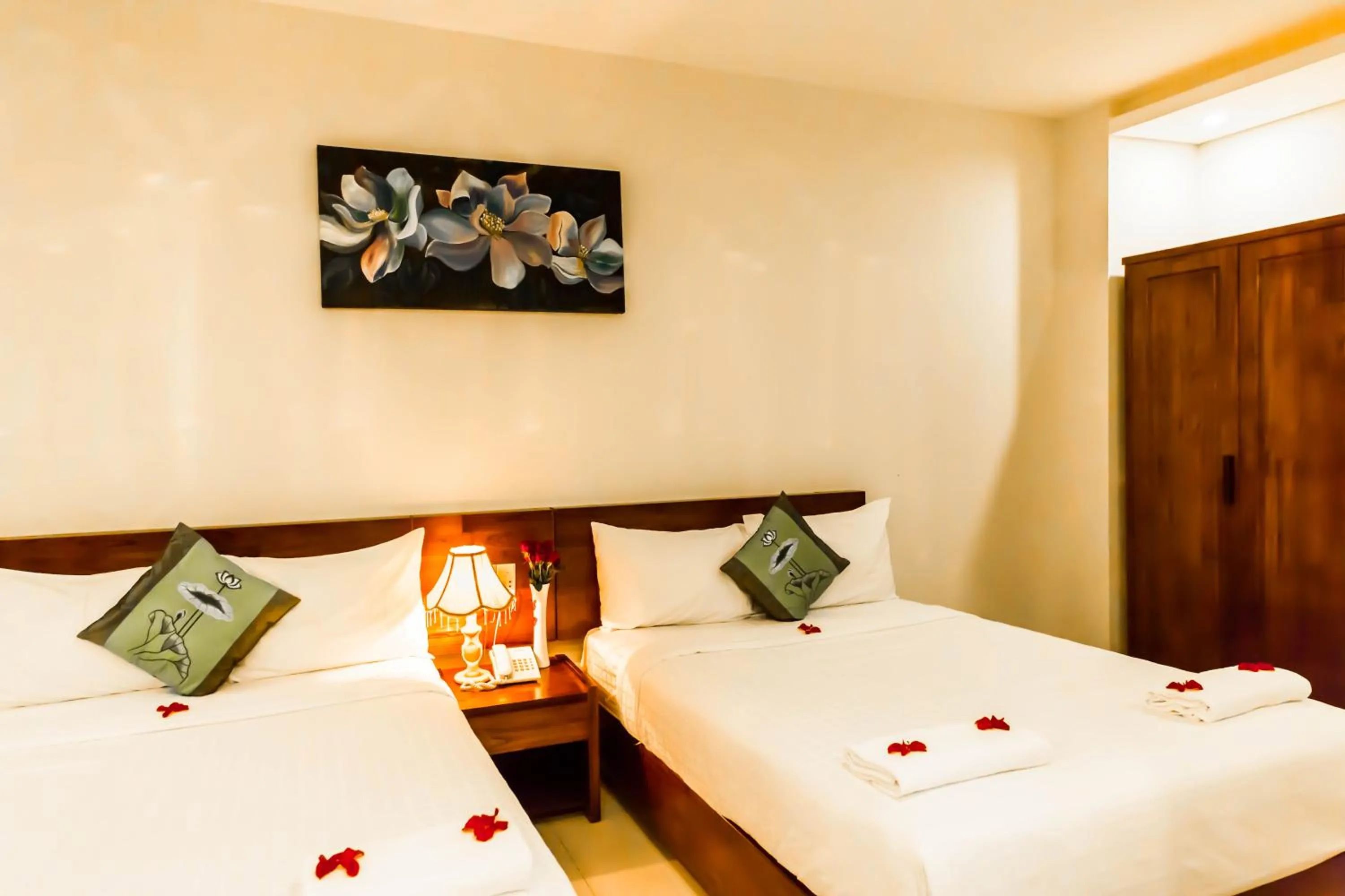 Bedroom, Bed in Kiên Cường 2 Hotel