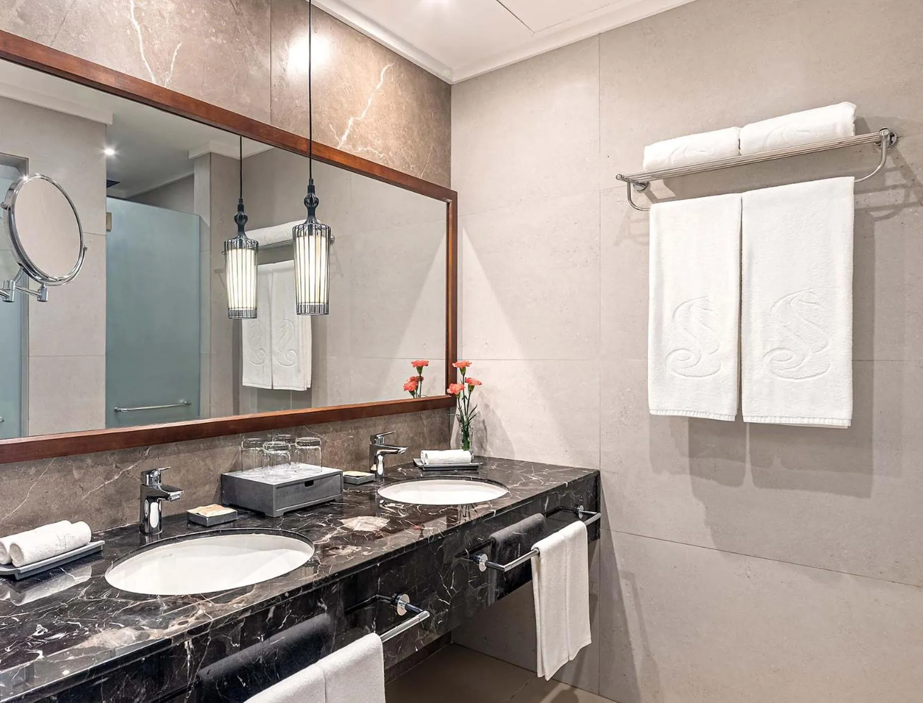 Mandarin Bay Resort and Spa