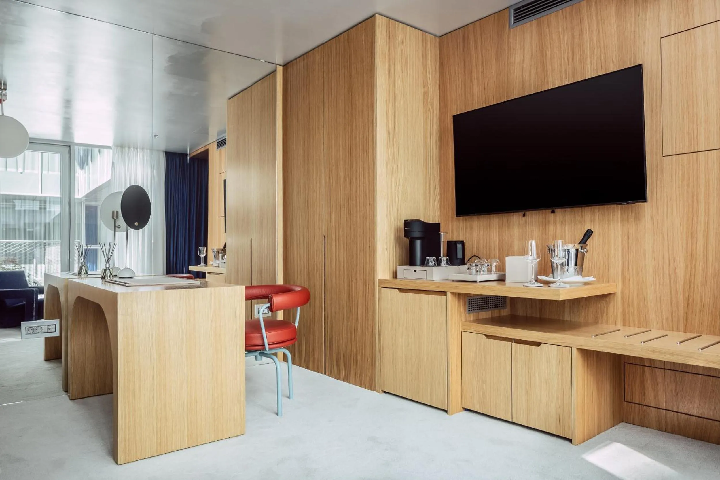 Coffee/tea facilities in Met Boutique Hotel