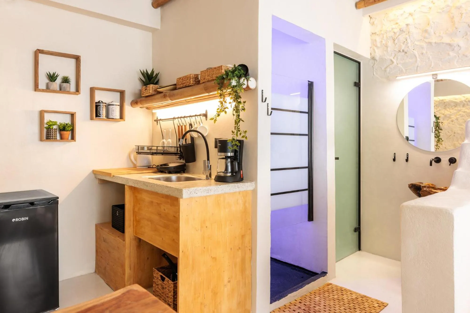 Kitchen or kitchenette in Marabou Unique Stay