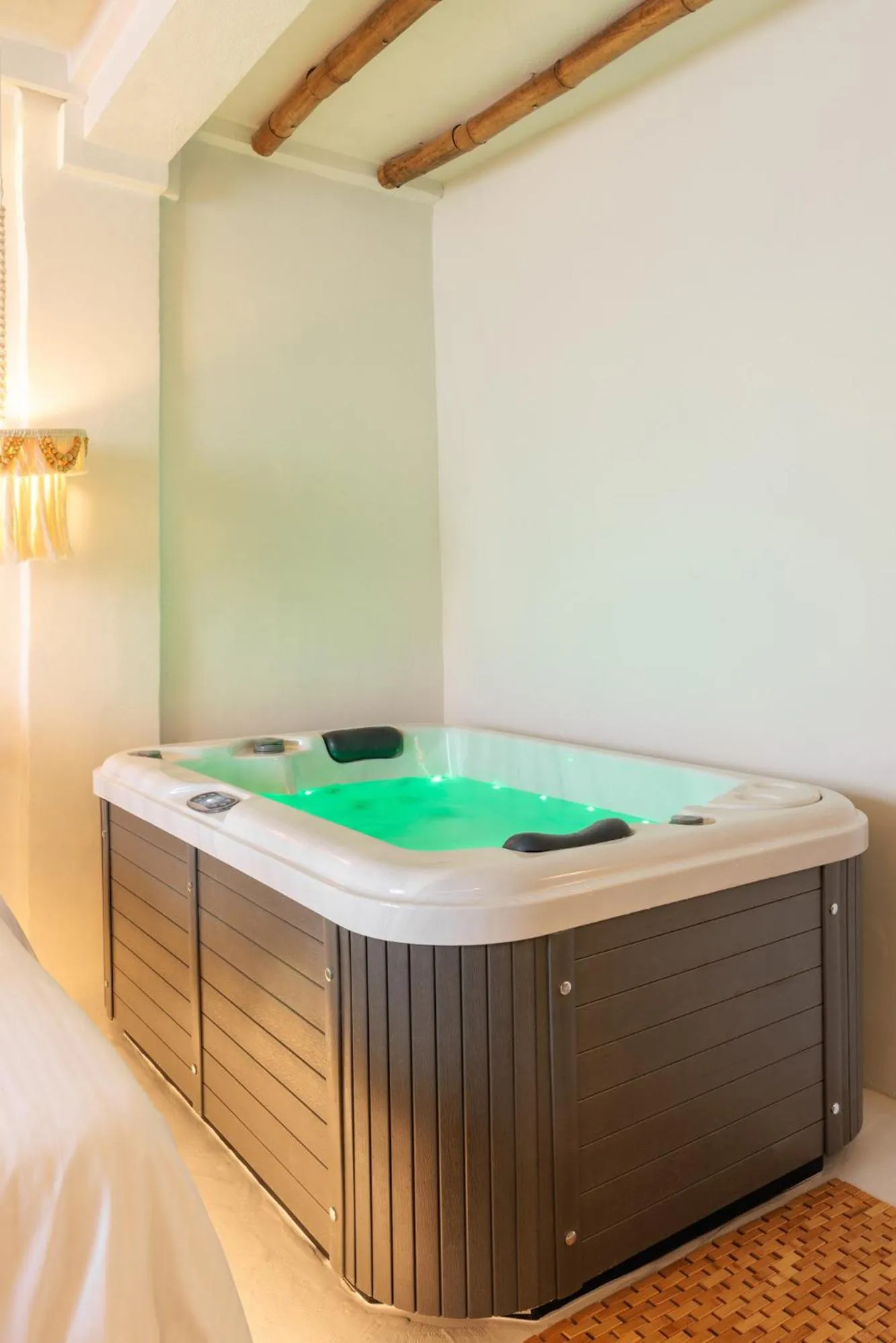 Spa and wellness centre/facilities, Bed in Marabou Unique Stay