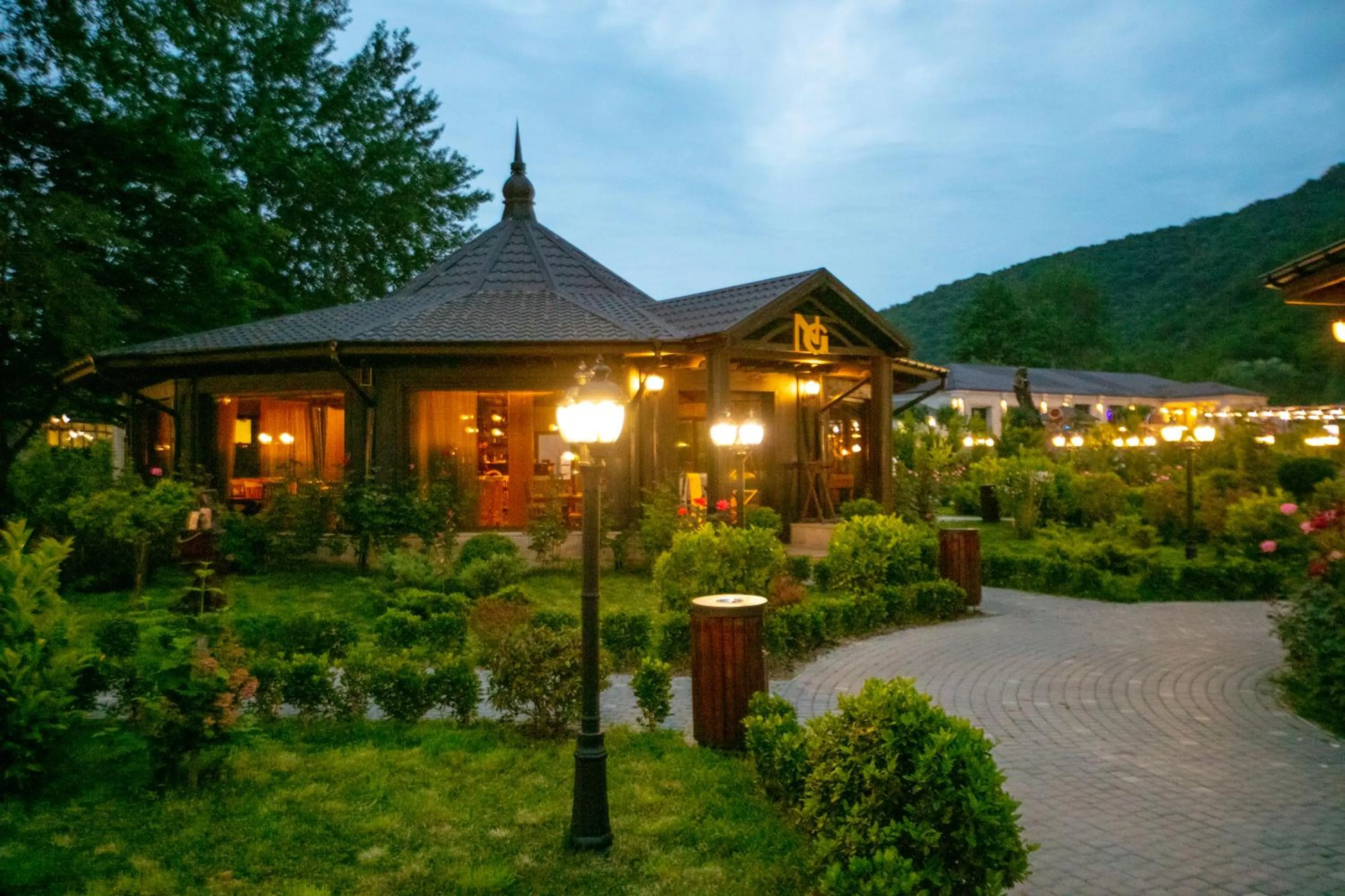 Restaurant/places to eat in Nohur Hotel Gabala