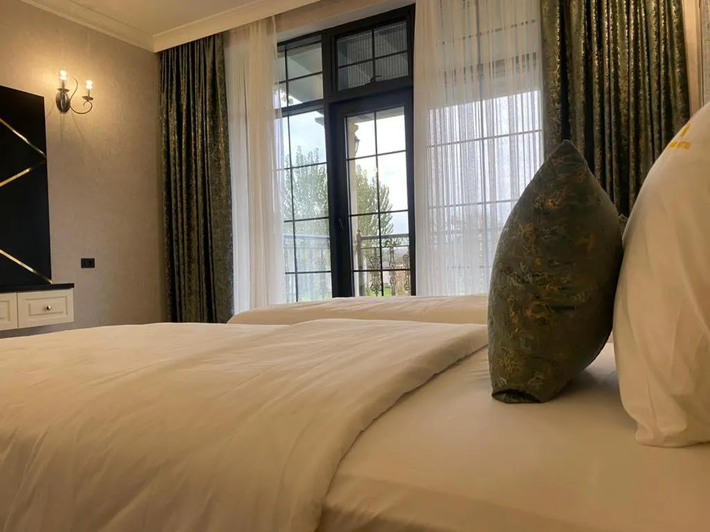 Bed in Nohur Hotel Gabala