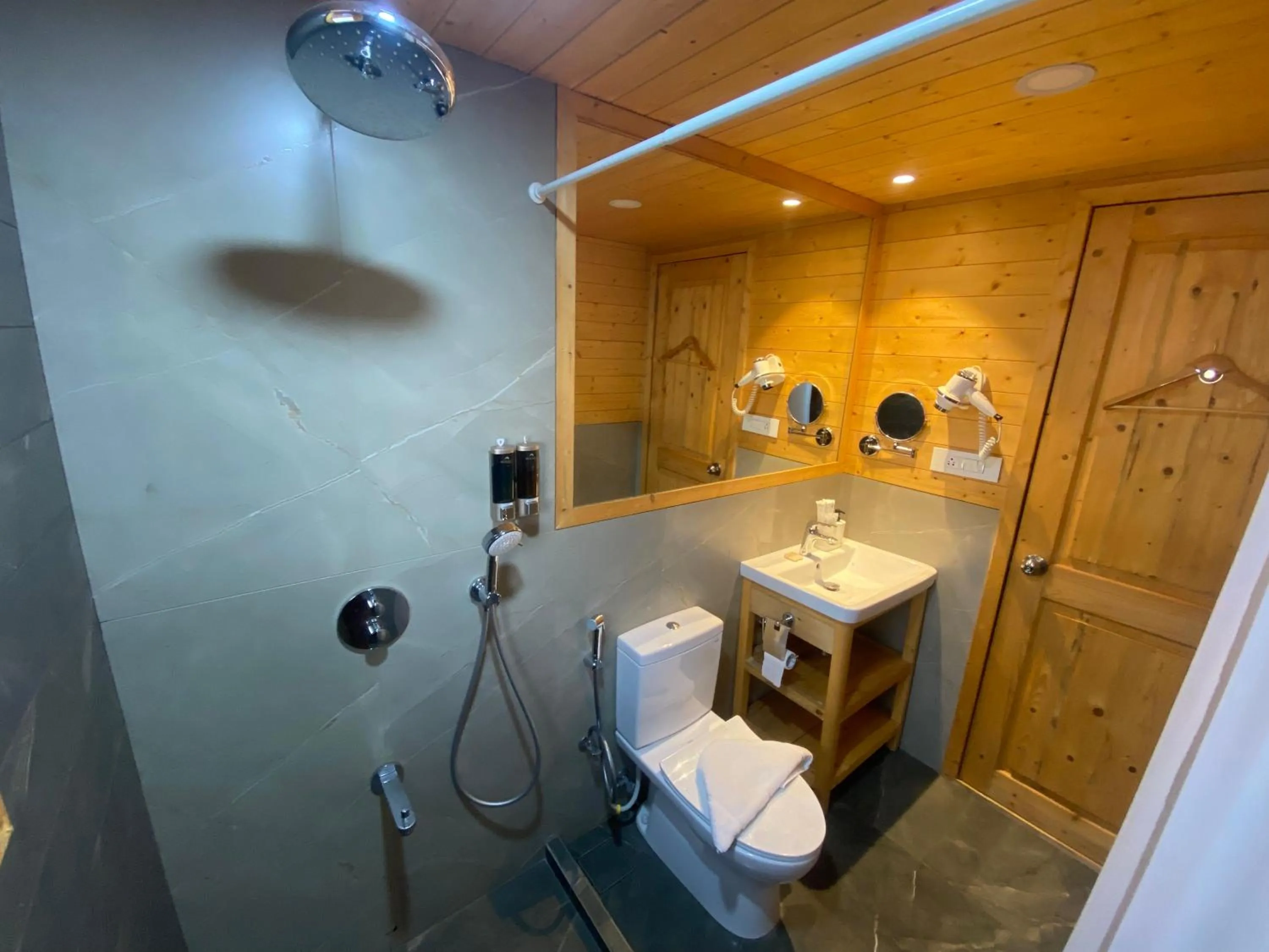 Shower in Villament Zinc Journey By The Fern, Karjat