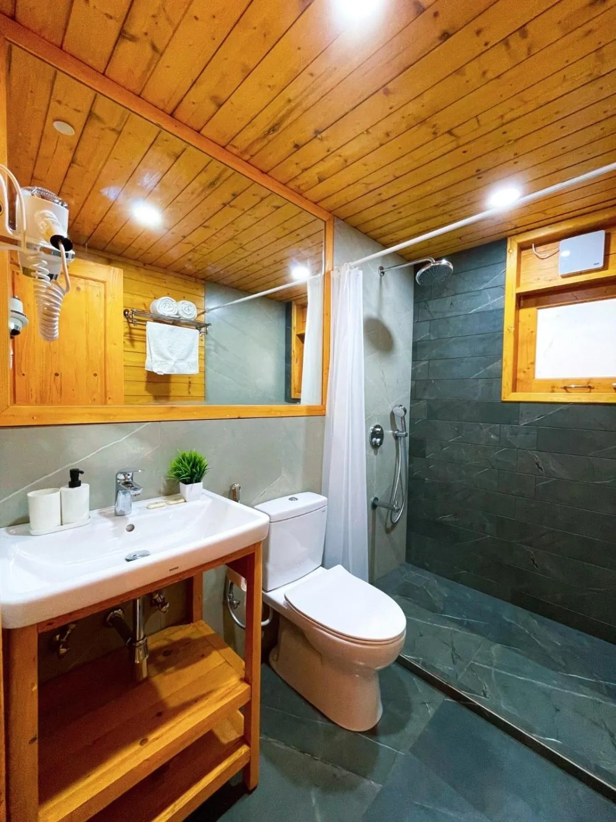 Villament Zinc Journey By The Fern, Karjat