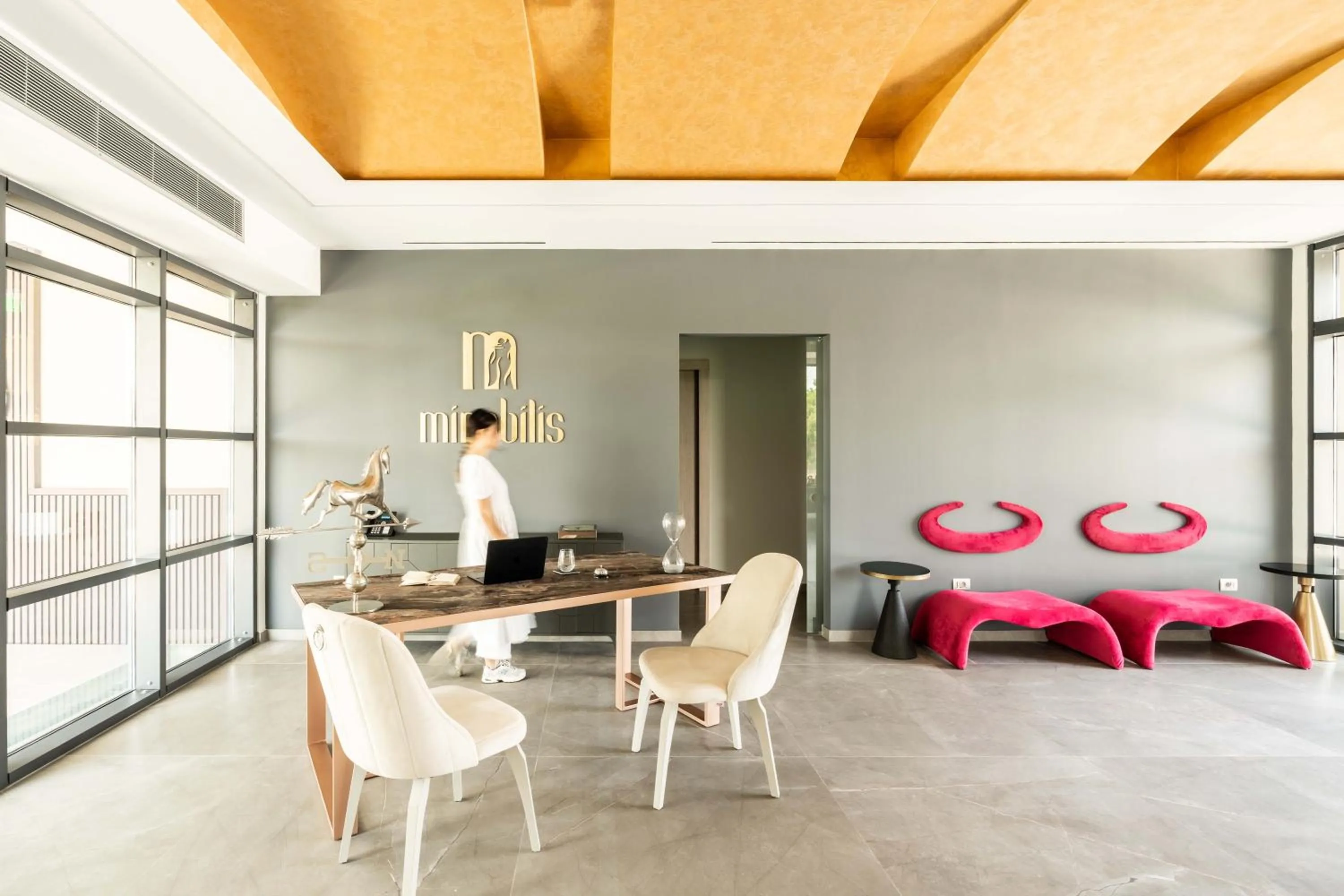 Lobby or reception in Mirabilis Boutique Hotel by Panel Hospitality