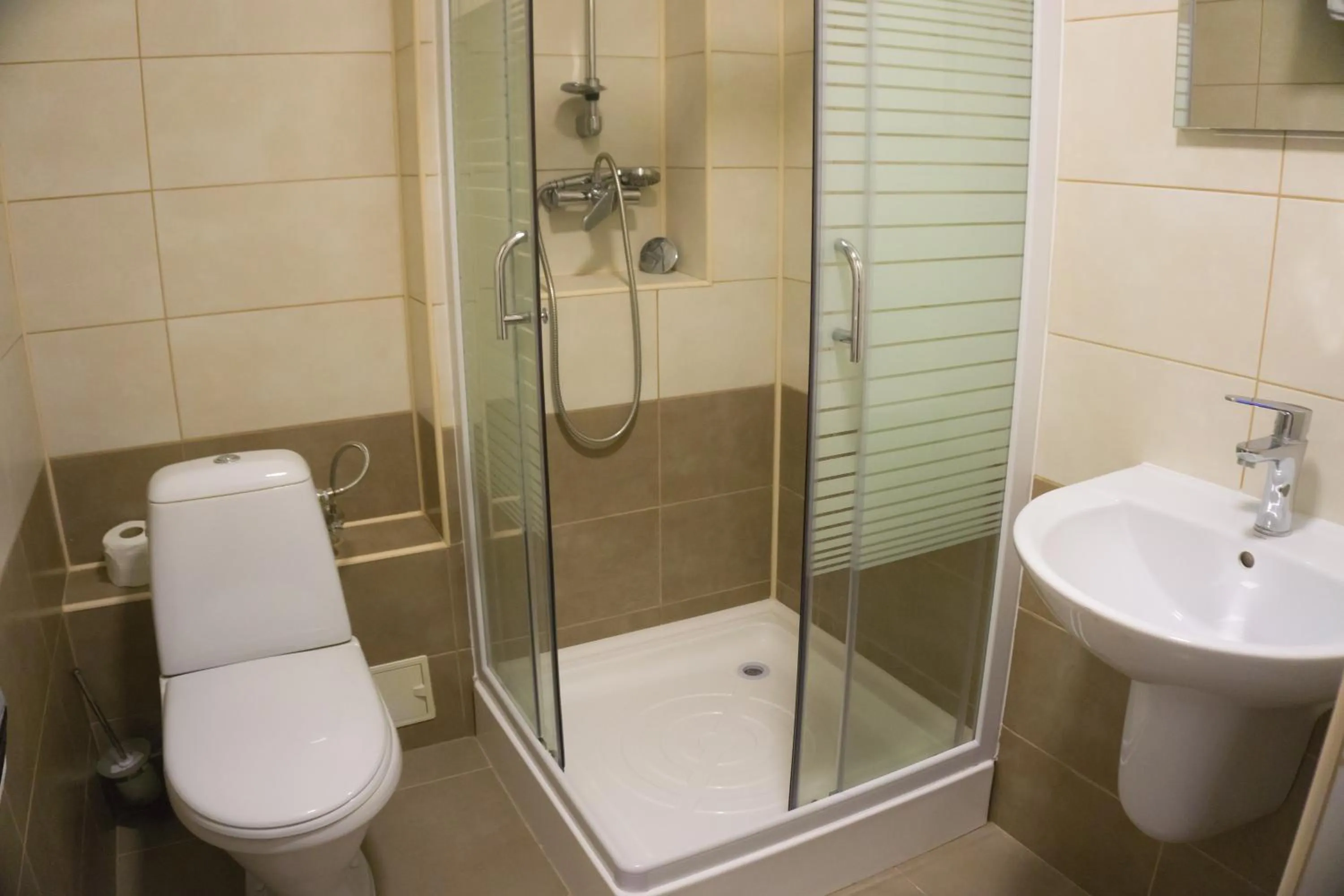 Bathroom in Hotel Merkur