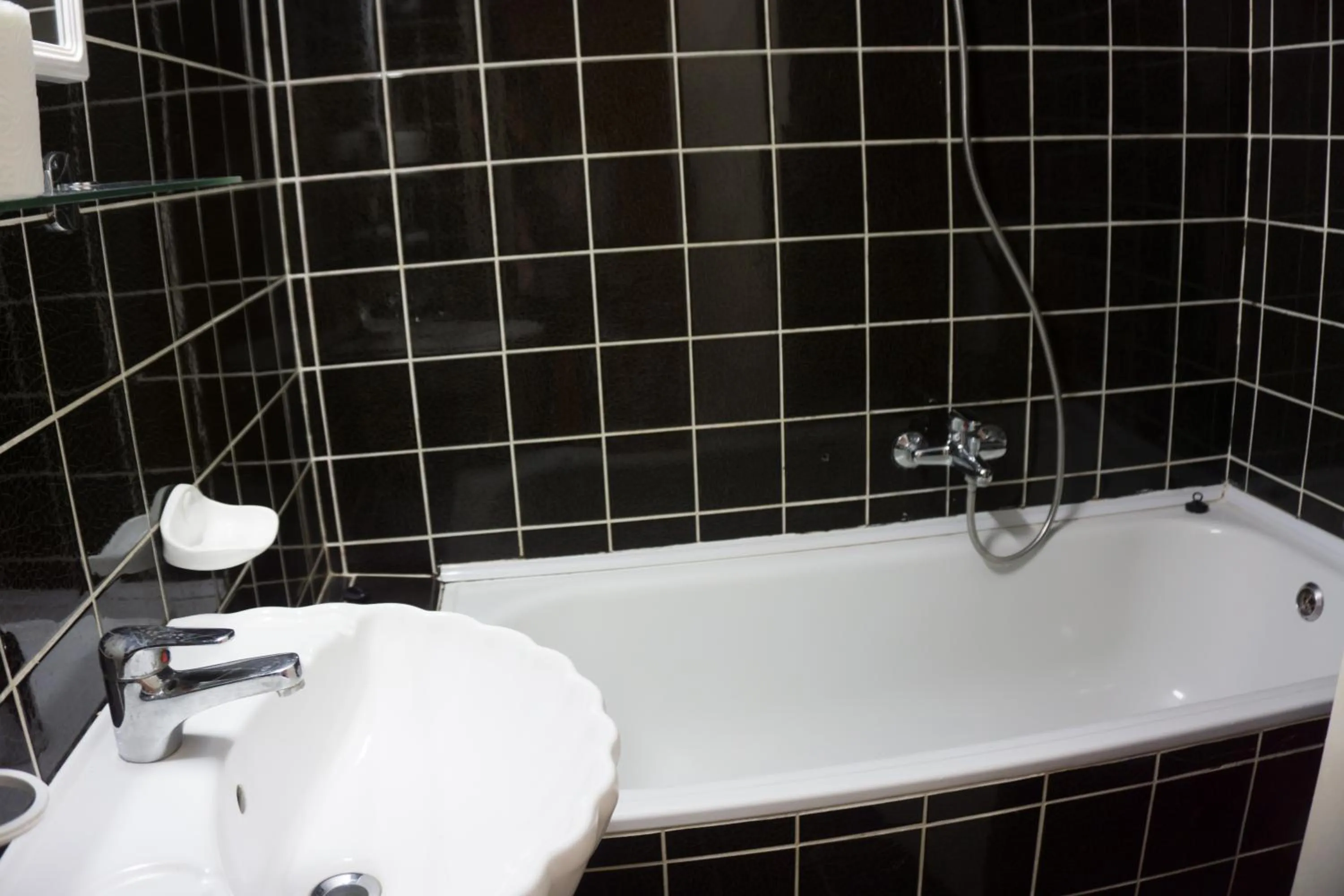 Bathroom in Hotel Merkur