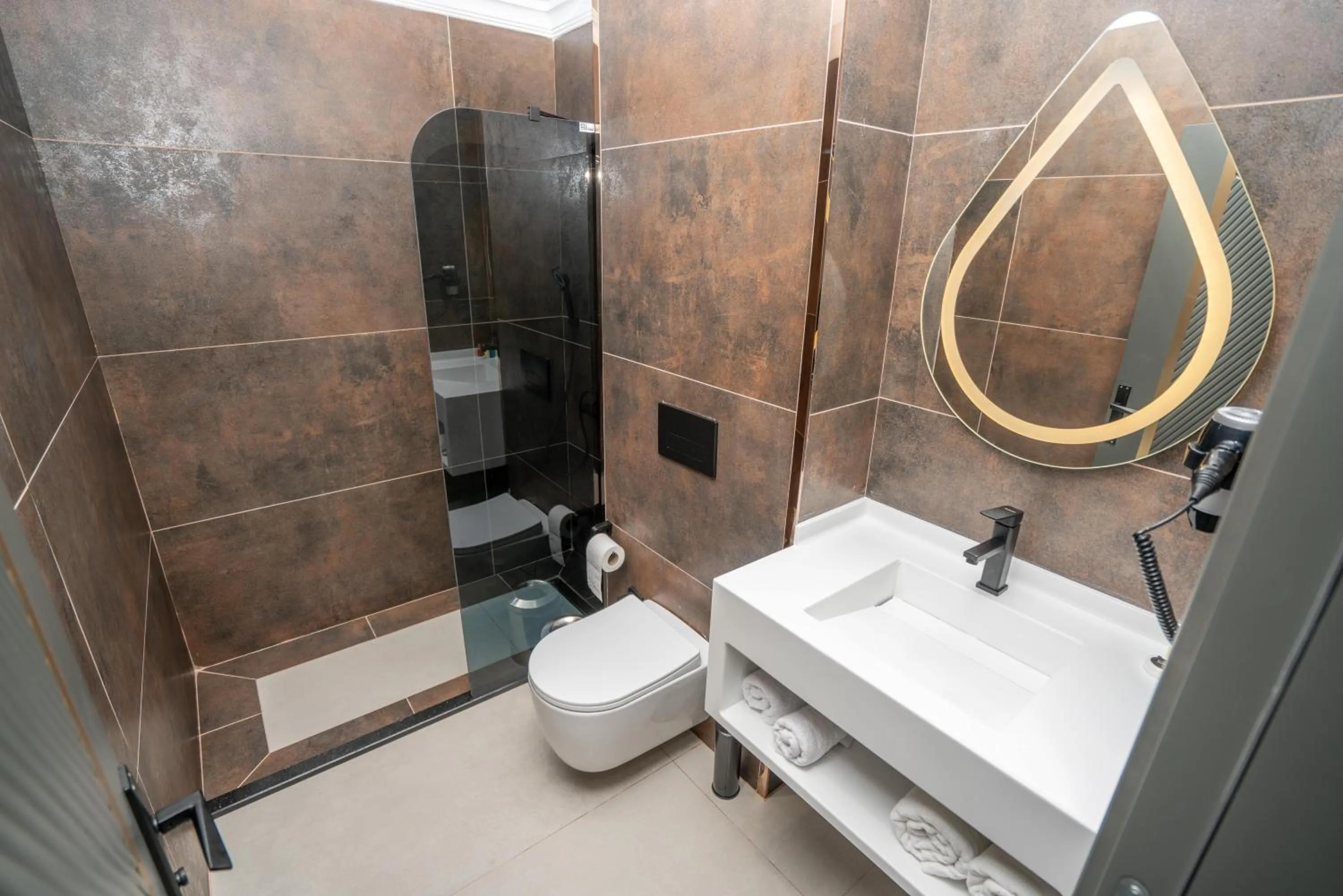 Bathroom in 216 Ruby Suite