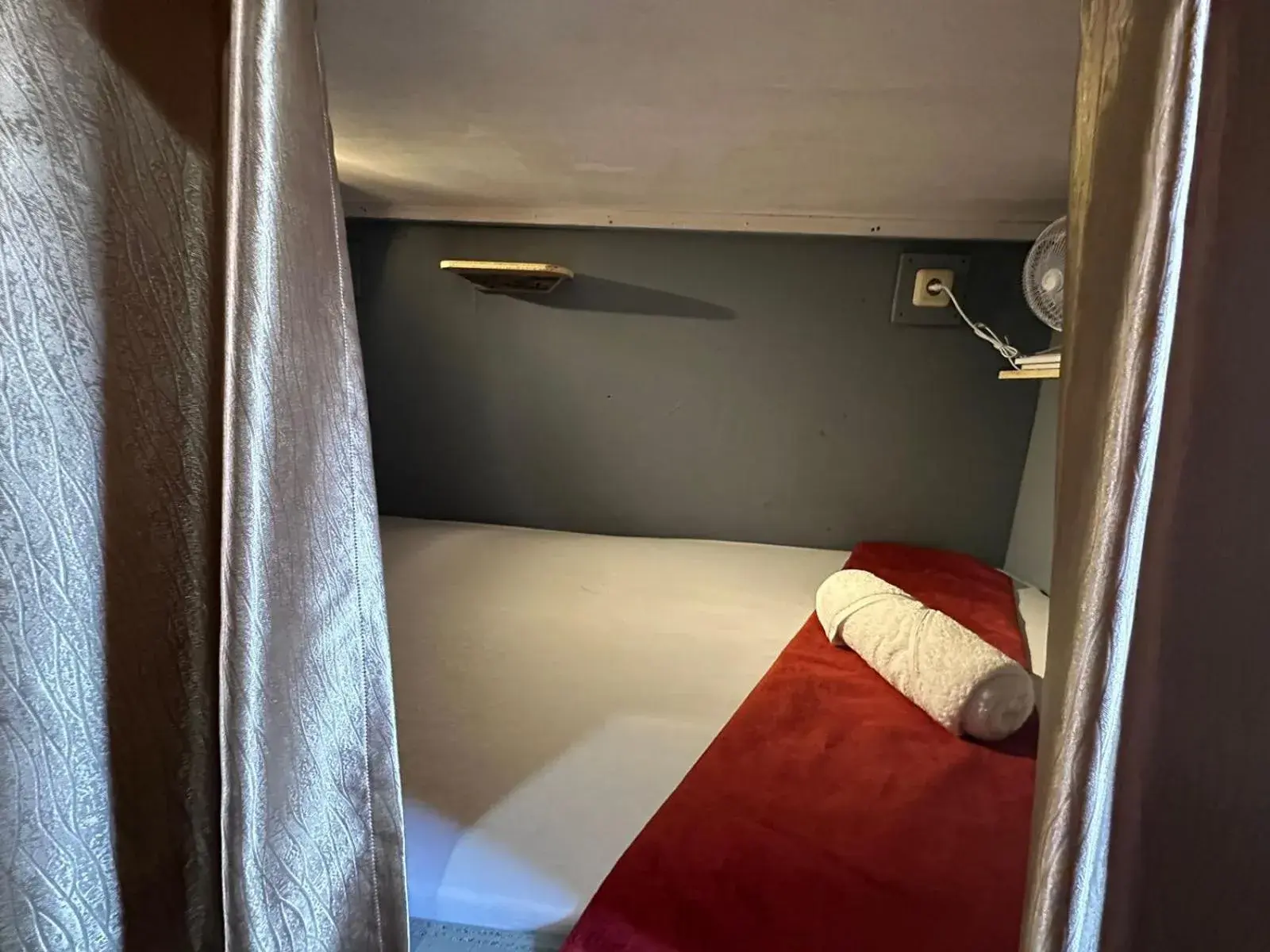 Single Bed in Dormitory Room in Khabita Beach Resort Single Bed in Dormitory Room in Khabita Beach Resort