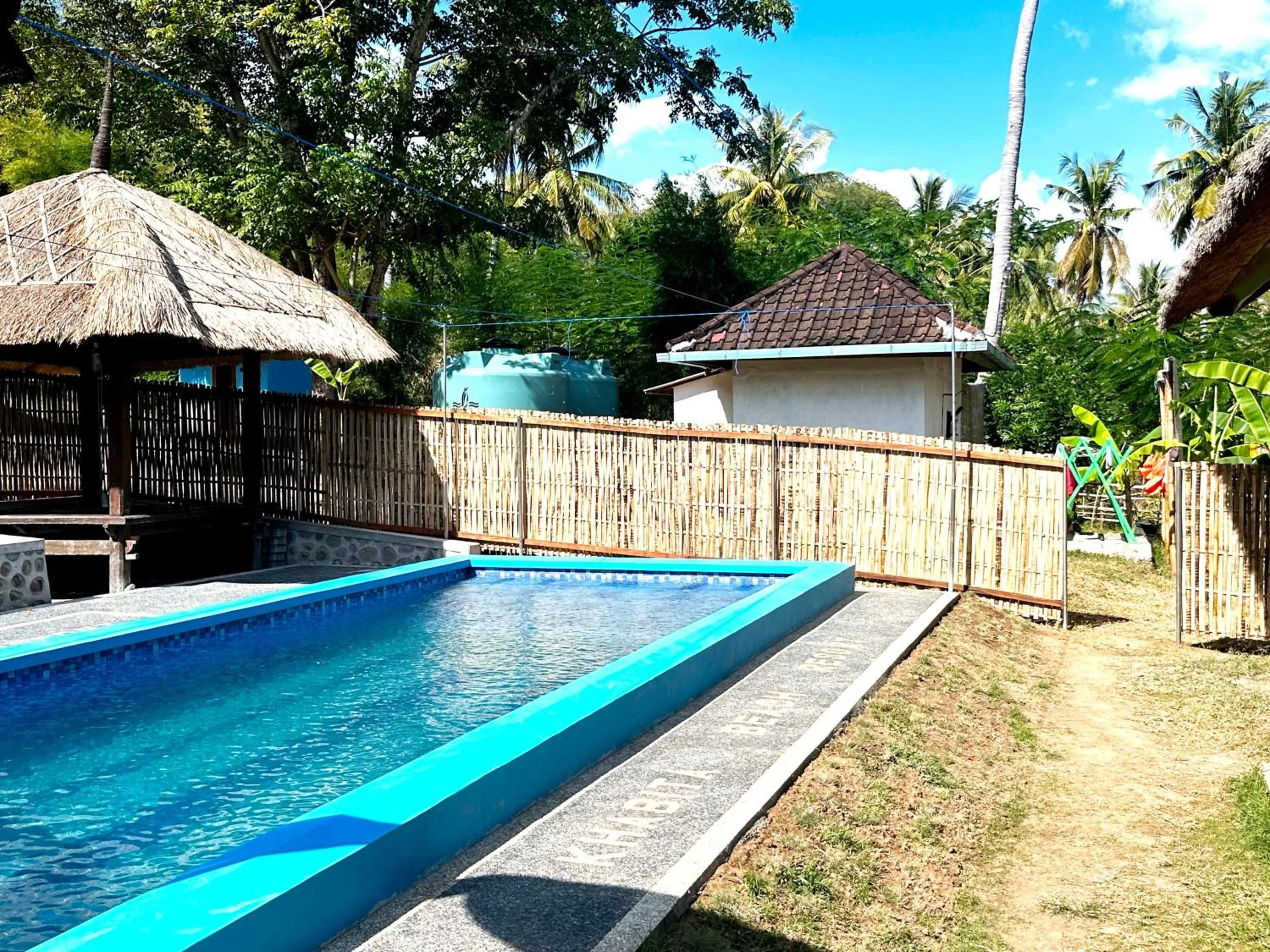 Swimming pool in Khabita Beach Resort