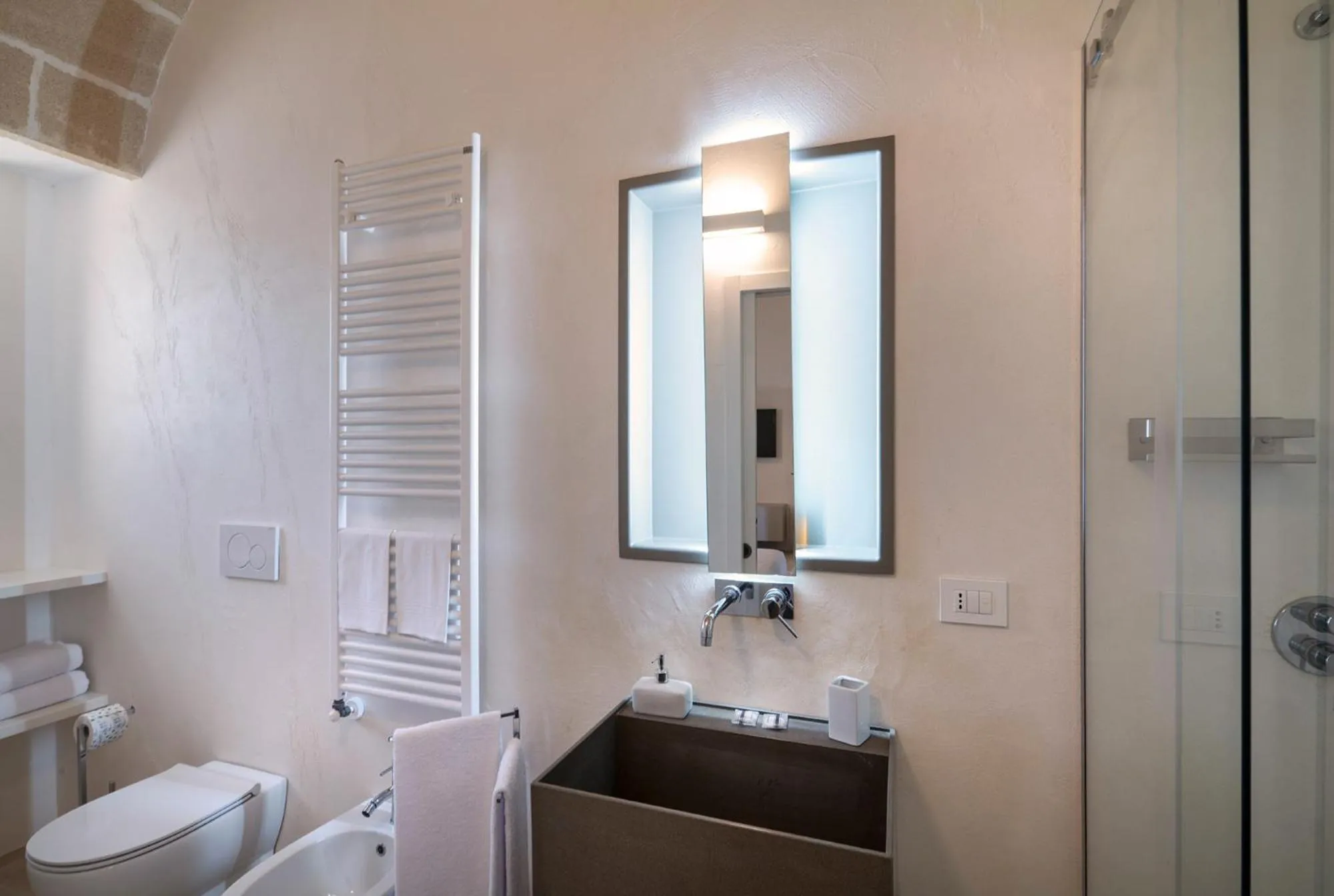 Bathroom in Torre Assunta Hotel