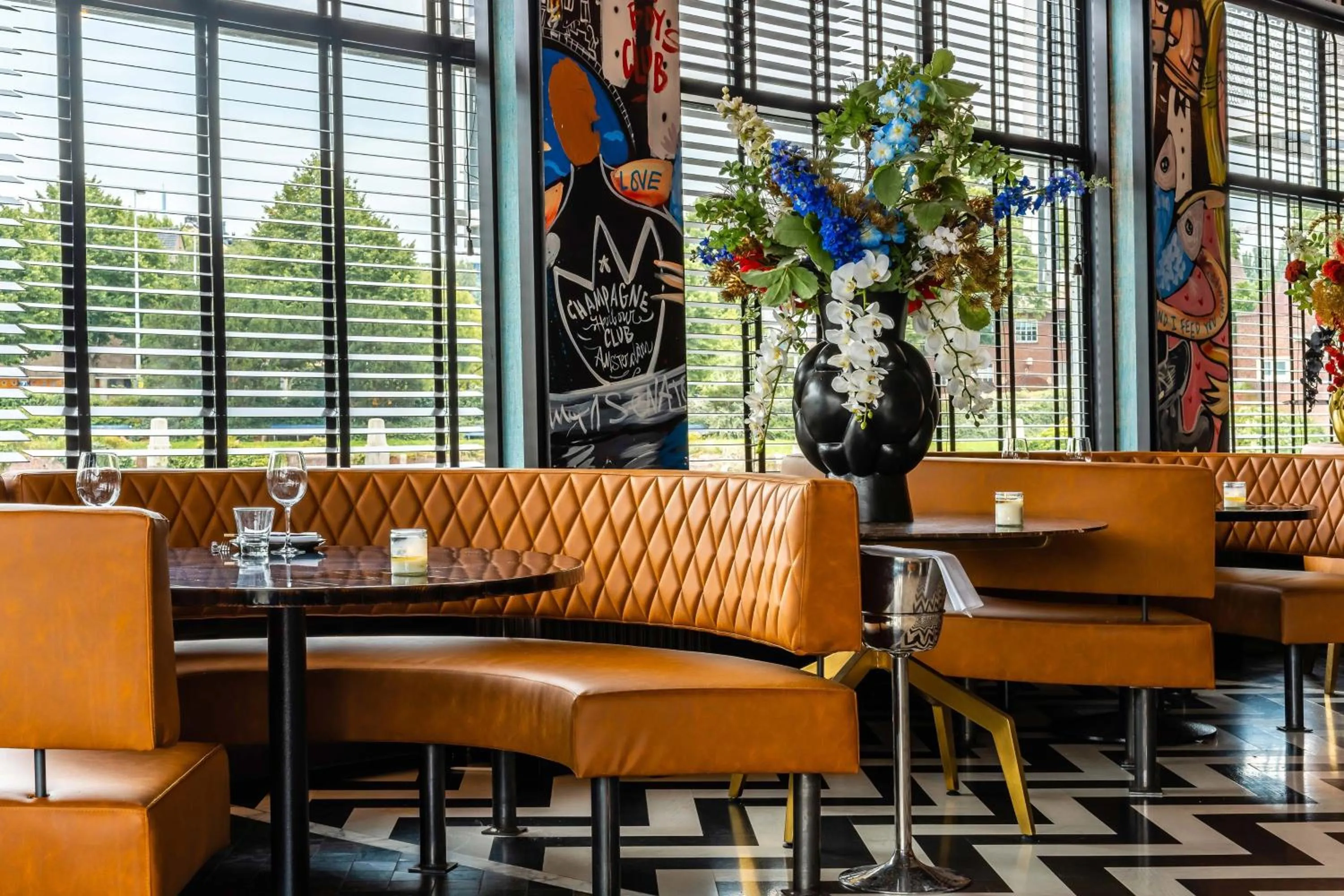 Restaurant/places to eat in Apollo Hotel Amsterdam, a Tribute Portfolio Hotel