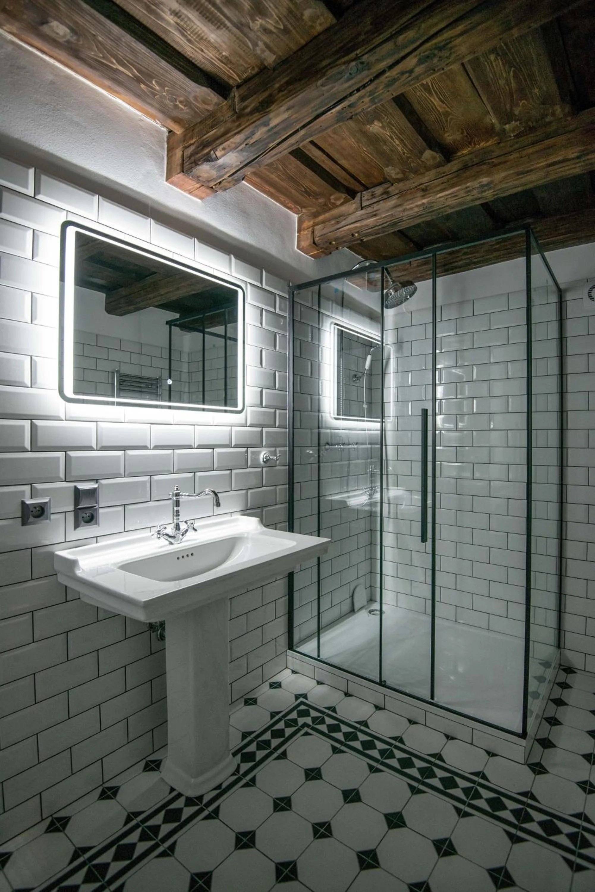 Shower in Domus Balthasar Boutique Hotel