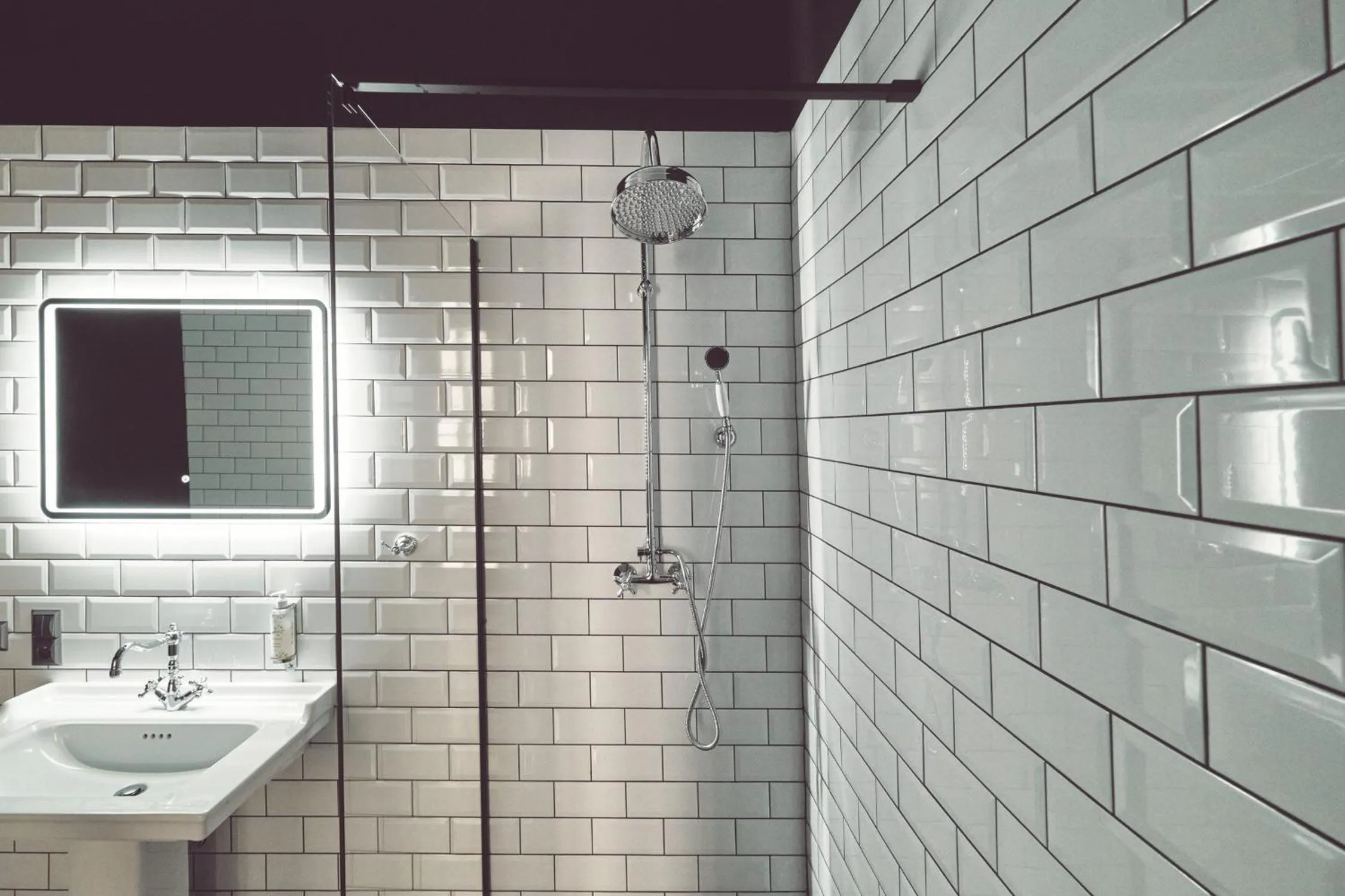 Shower in Domus Balthasar Boutique Hotel