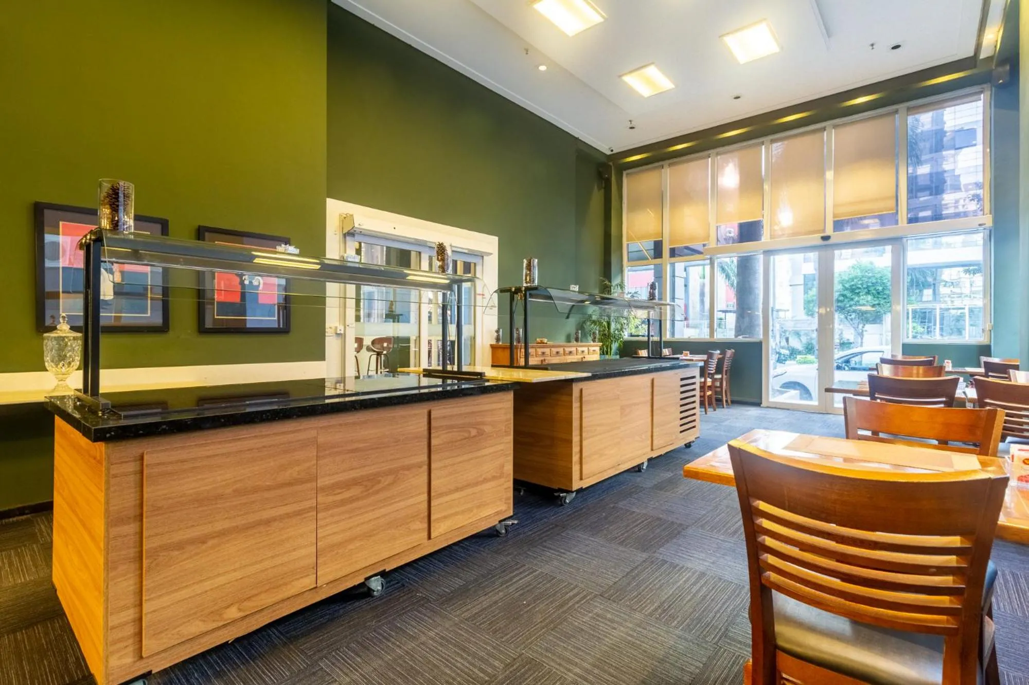 Restaurant/places to eat in Higienópolis The Standard Residence